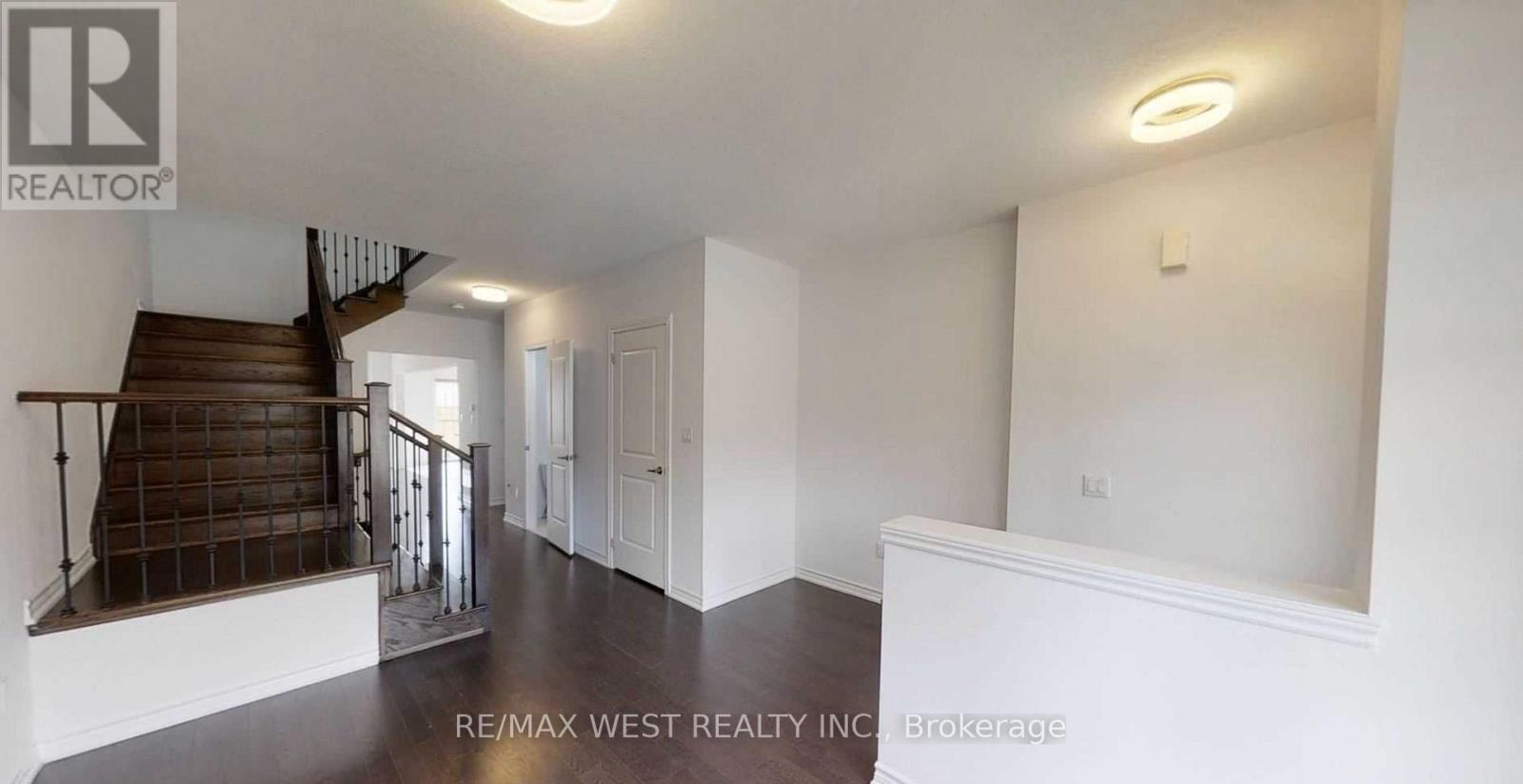 26 Hines Street, Brampton, Ontario  L7A 4X5 - Photo 4 - W13065110