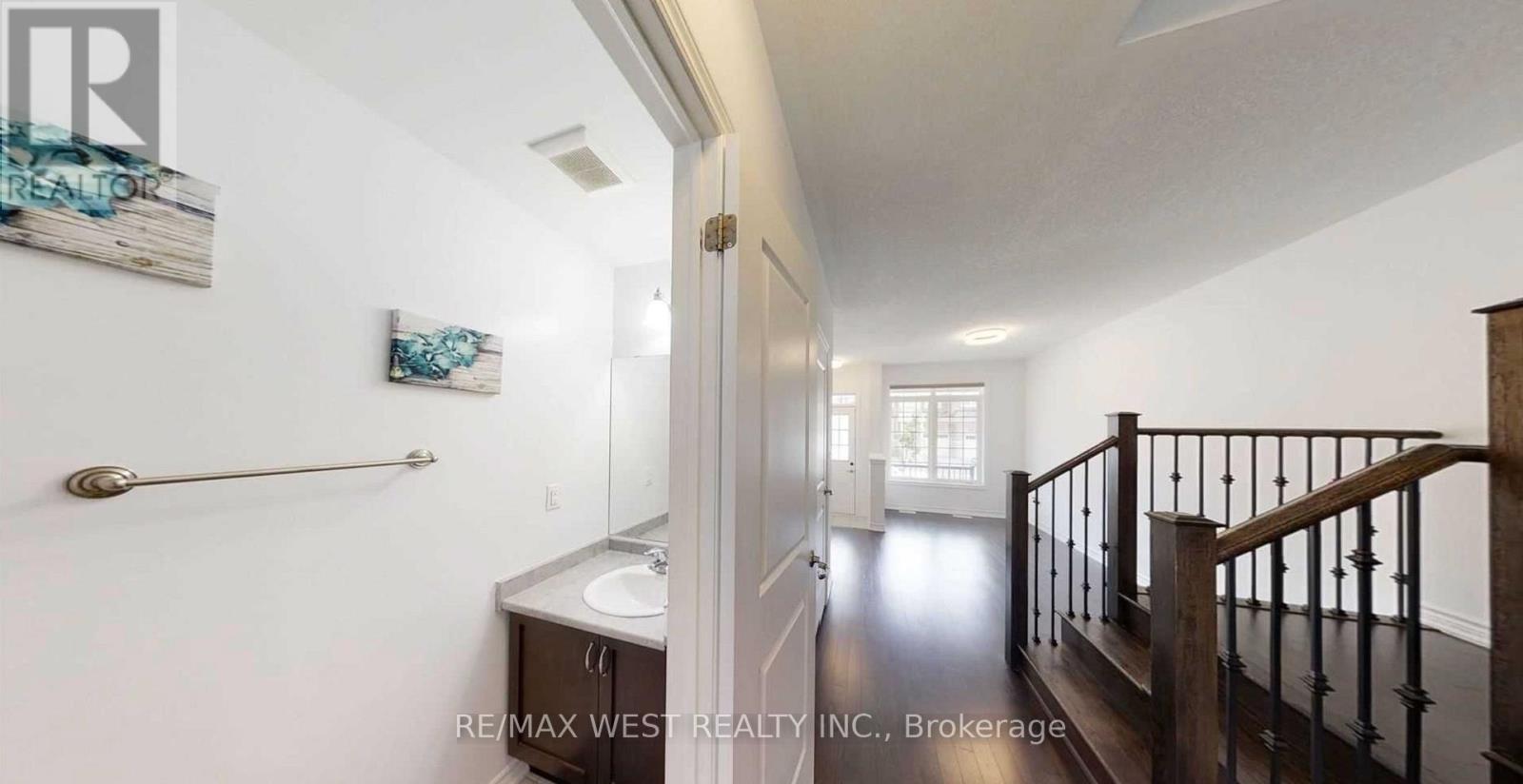 26 Hines Street, Brampton, Ontario  L7A 4X5 - Photo 5 - W13065110