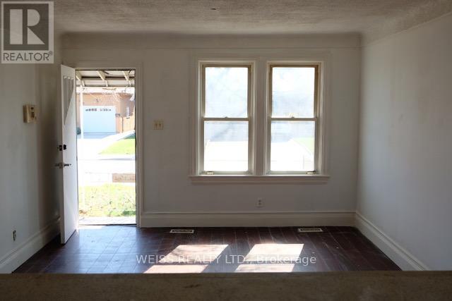 329 Talbot Street, Hamilton, Ontario  L8H 6T2 - Photo 2 - X13064998