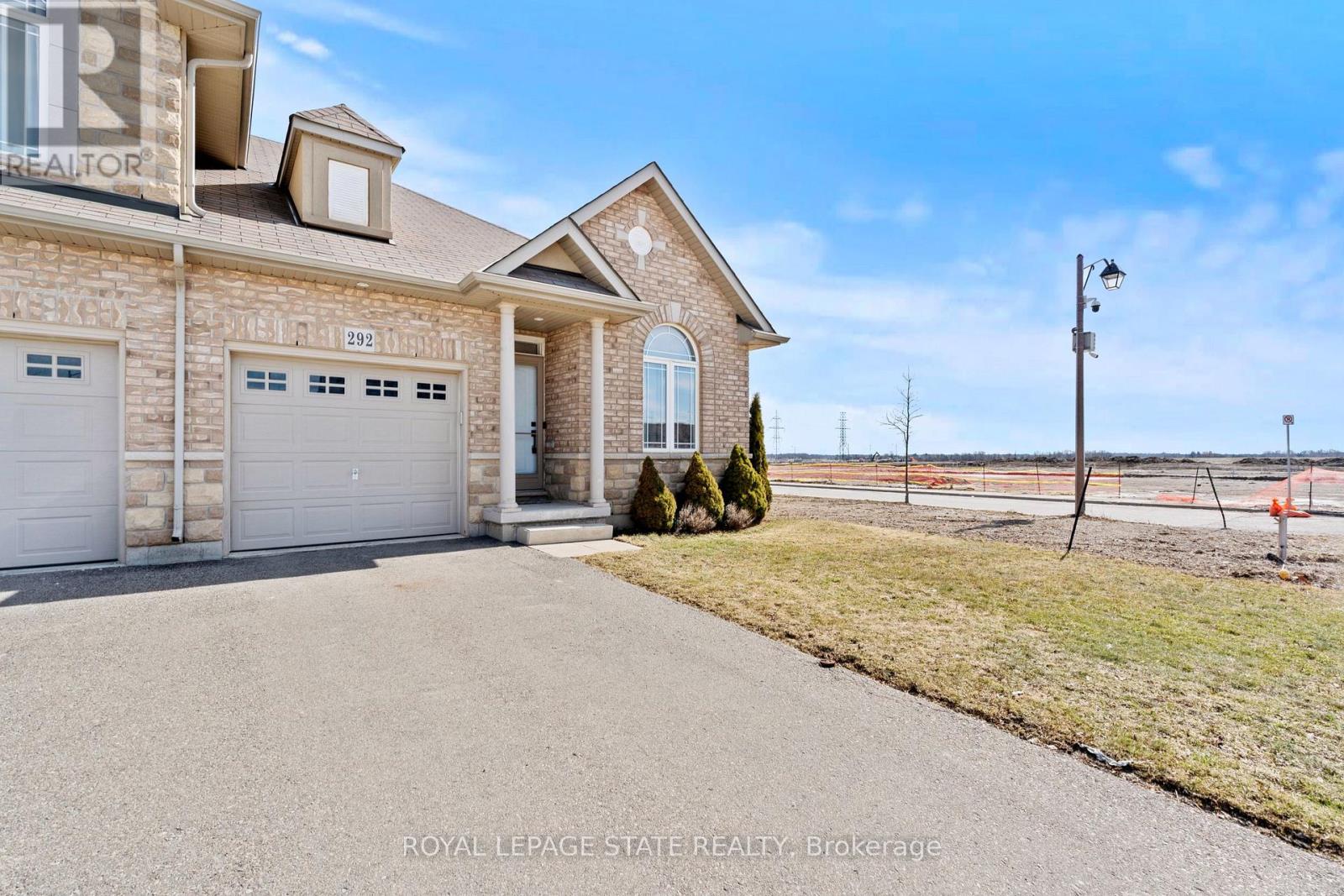 292 Keystone Crescent, Hamilton, Ontario  L0R 1P0 - Photo 3 - X13065106
