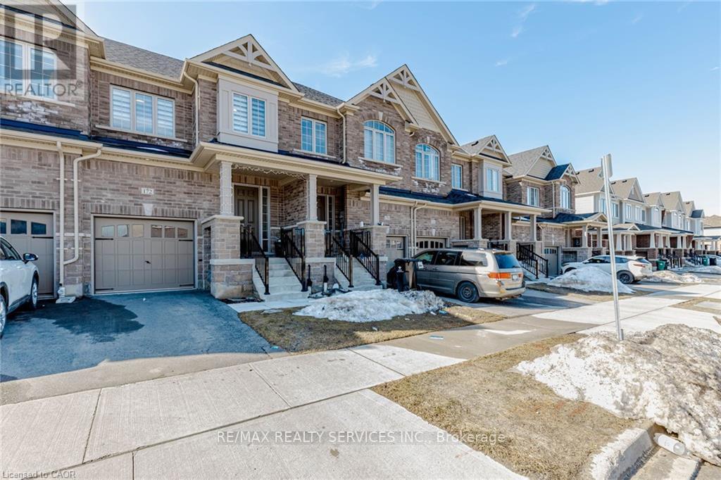 172 Beckview Drive, Kitchener, Ontario  N2R 0S6 - Photo 2 - X13065164