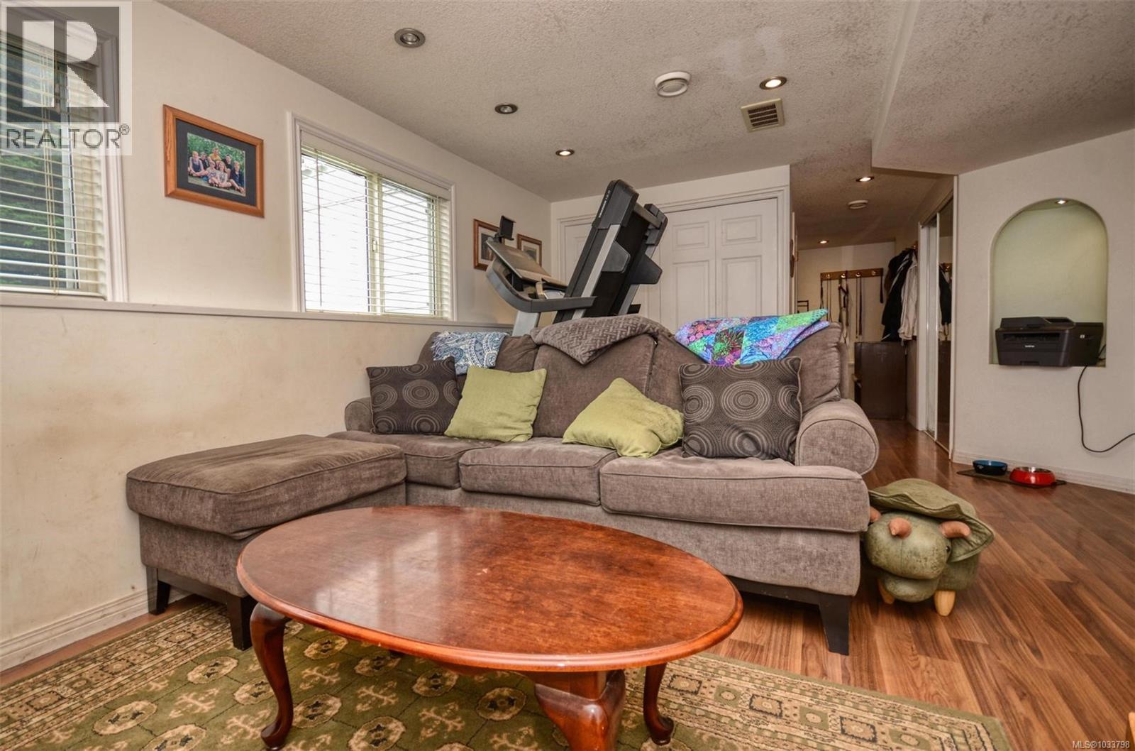 1809 Laval Ave, Saanich, British Columbia  V8N 1M9 - Photo 15 - 1033798