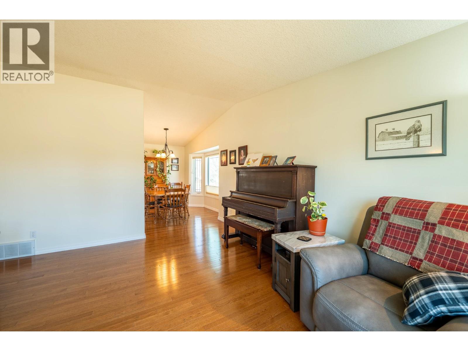 11316 106 Street, Fort St. John, British Columbia  V1J 6H6 - Photo 6 - R3117957