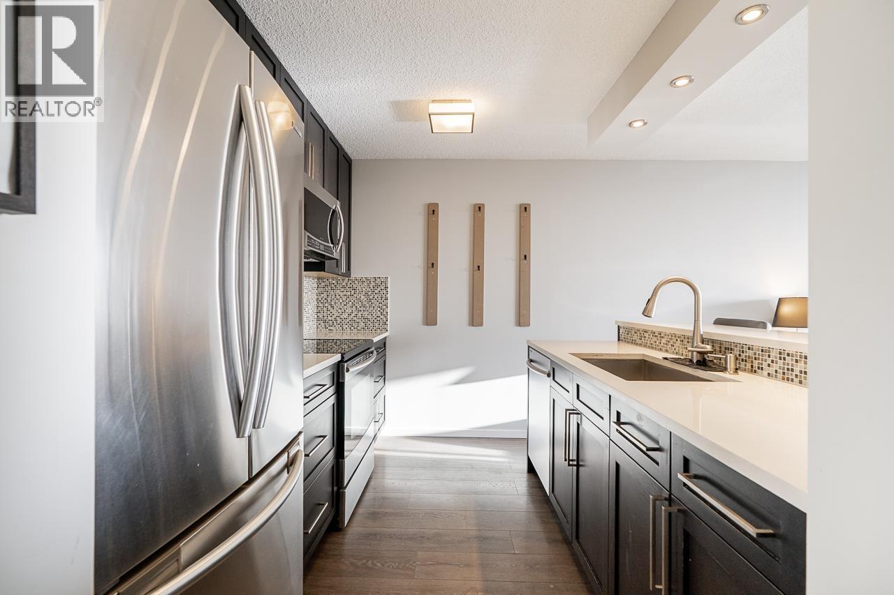 2101 9521 Cardston Court, Burnaby, British Columbia  V3N 4R8 - Photo 11 - R3117950