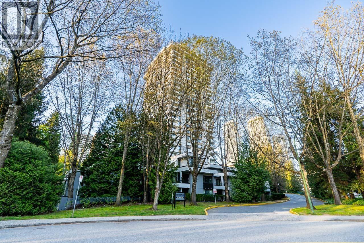 2101 9521 Cardston Court, Burnaby, British Columbia  V3N 4R8 - Photo 5 - R3117950