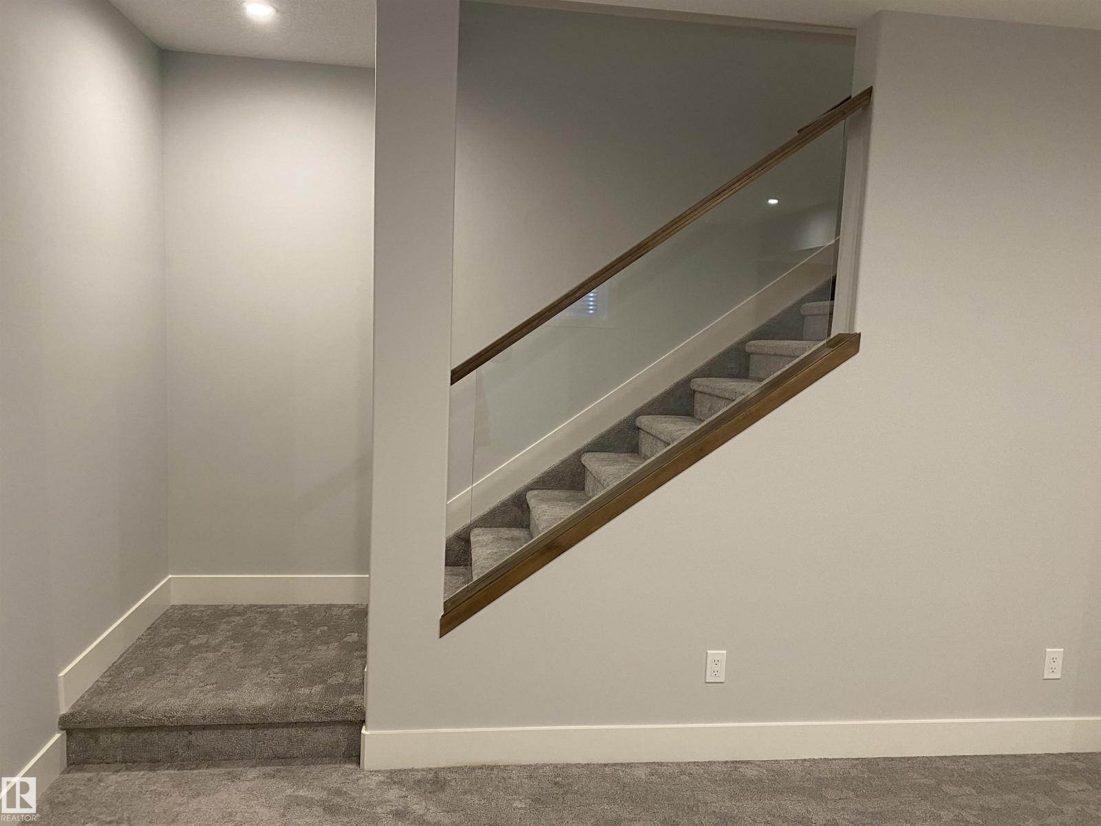 9515 75 Av Nw, Edmonton, Alberta  T6E 1H5 - Photo 28 - E4484482