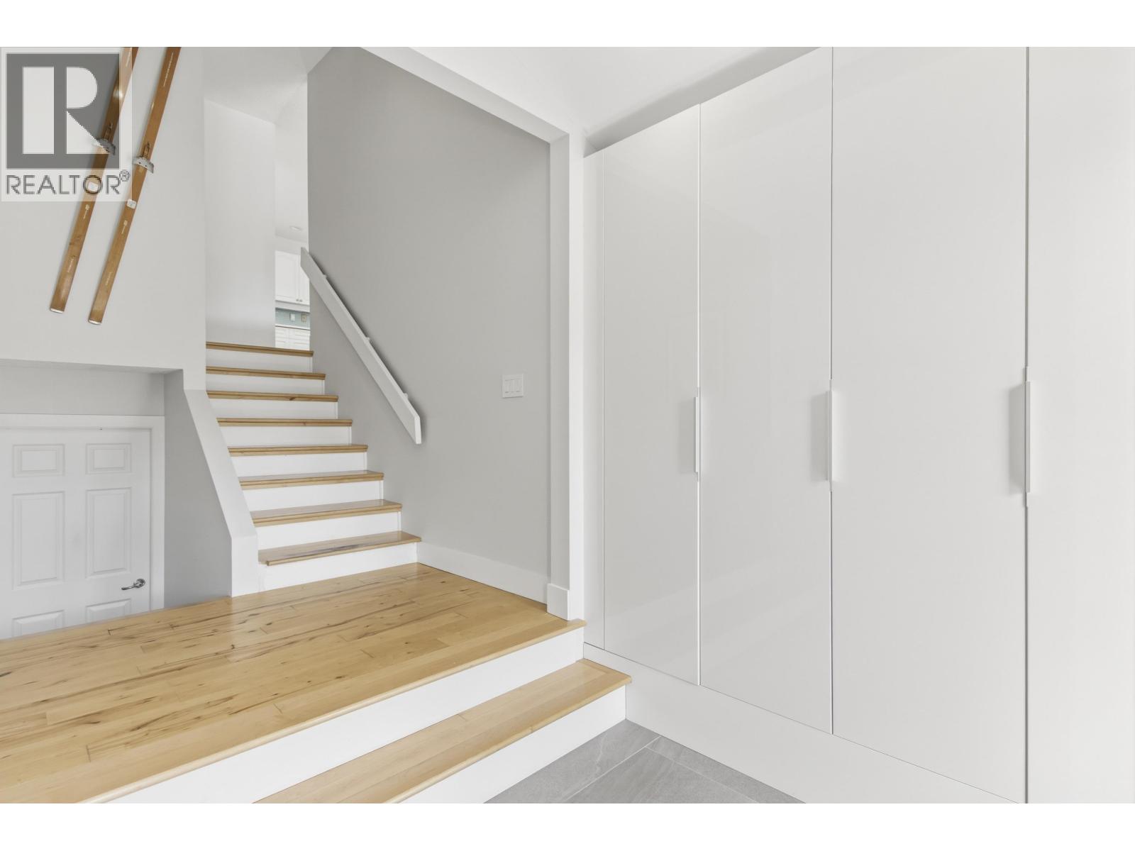 41557 Rod Road, Brackendale, British Columbia  V0N 1H0 - Photo 17 - R3117947
