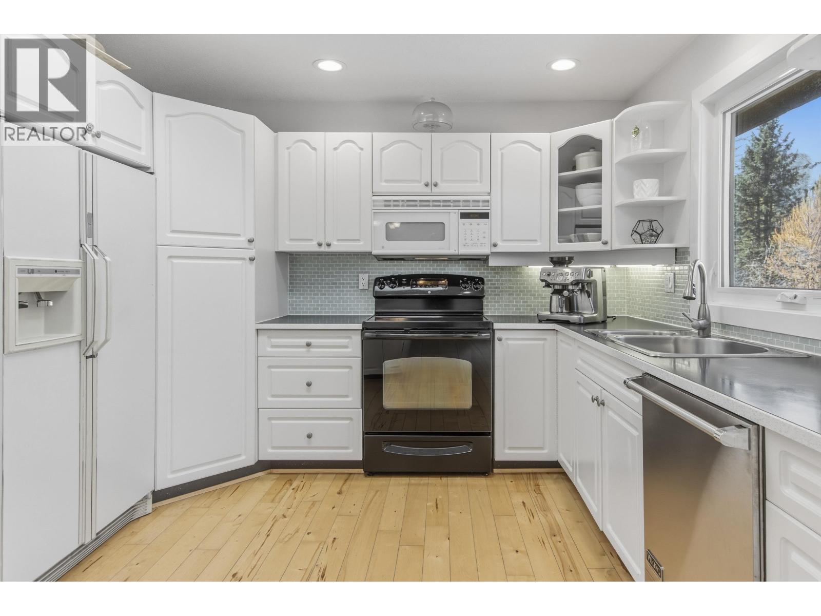 41557 Rod Road, Brackendale, British Columbia  V0N 1H0 - Photo 6 - R3117947