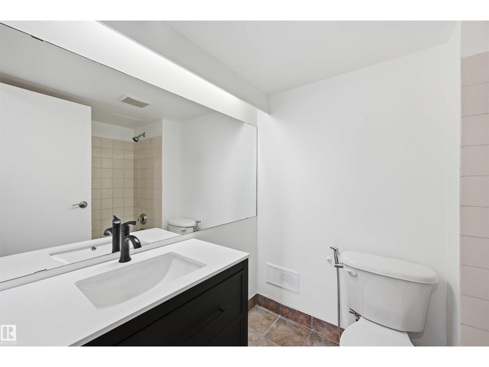 #1808 10149 Saskatchewan Dr Nw, Edmonton, Alberta  T6E 6B6 - Photo 24 - E4484980