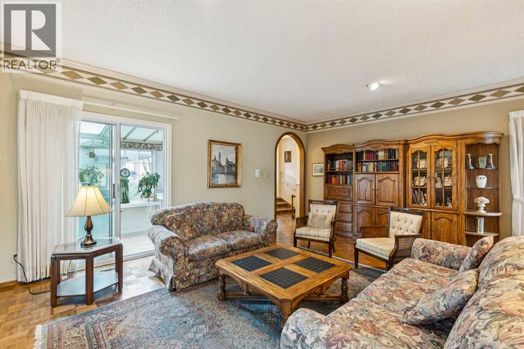 24 Westwood Crescent Sw, Calgary, Alberta  T3C 2W6 - Photo 18 - A2302603