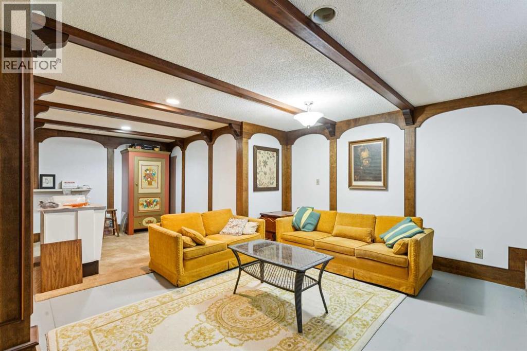 24 Westwood Crescent Sw, Calgary, Alberta  T3C 2W6 - Photo 22 - A2302603