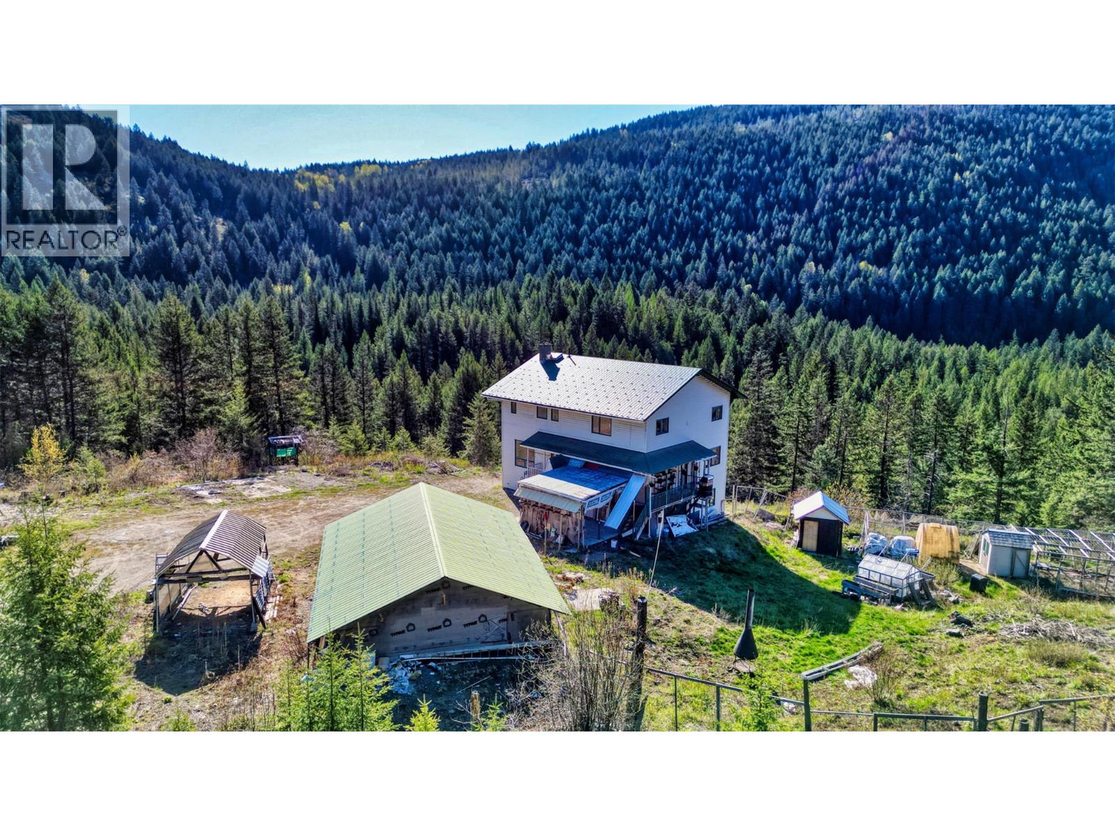 6050 Athelston-Hartford Road, Grand Forks, British Columbia