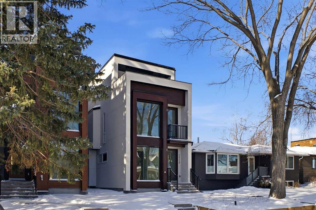 2521 19a Street SW, Calgary, Alberta  T2T 4Z1 - Photo 2 - A2303774
