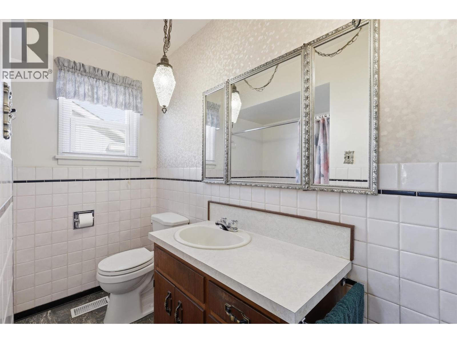 465 Linden Avenue, Kamloops, British Columbia  V2B 2N4 - Photo 18 - 10384882