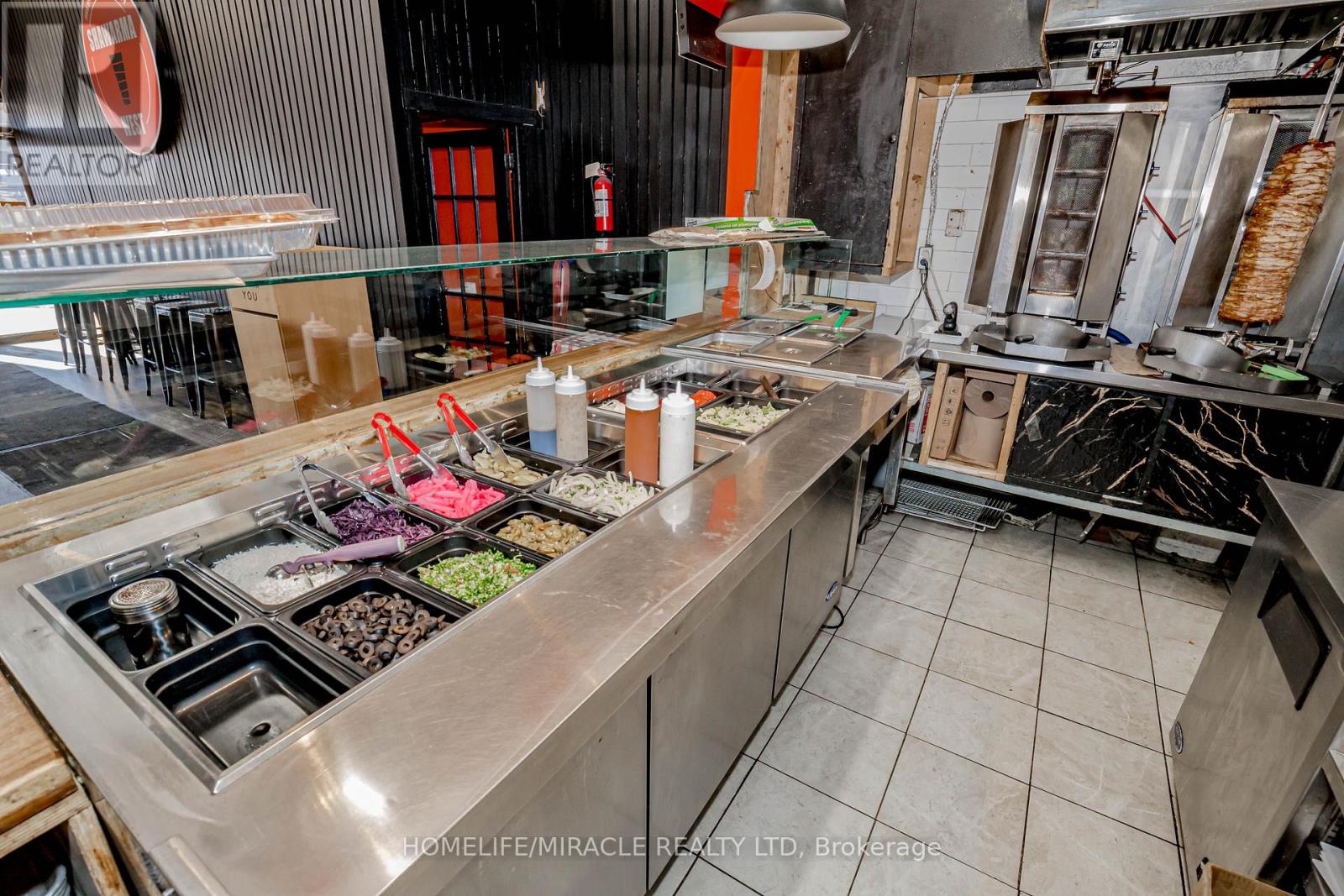 746 Queen Street, Toronto, Ontario  M6J 1E9 - Photo 25 - C13065204