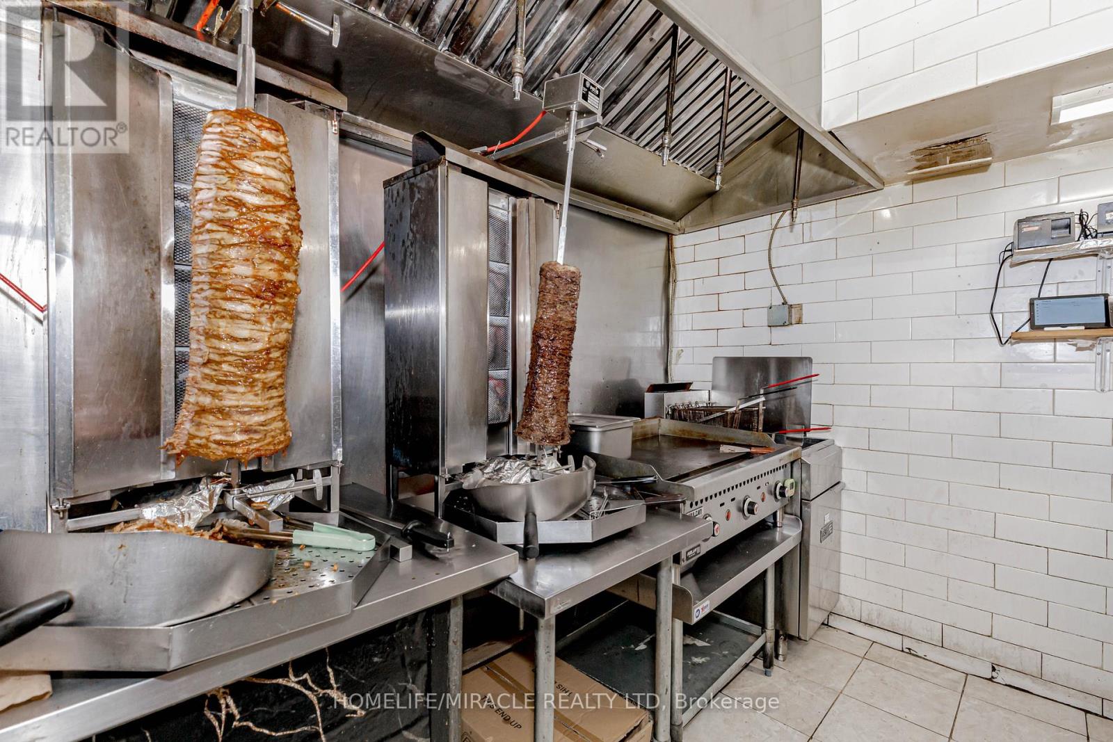 746 Queen Street, Toronto, Ontario  M6J 1E9 - Photo 28 - C13065204