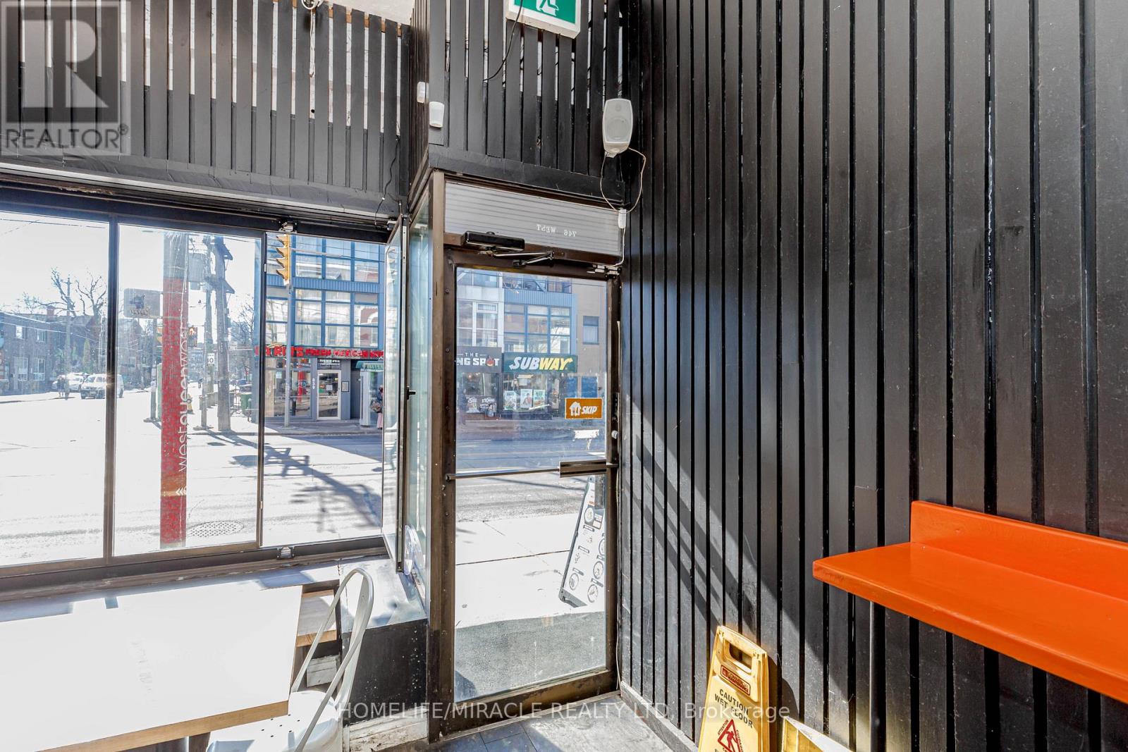746 Queen Street, Toronto, Ontario  M6J 1E9 - Photo 3 - C13065204