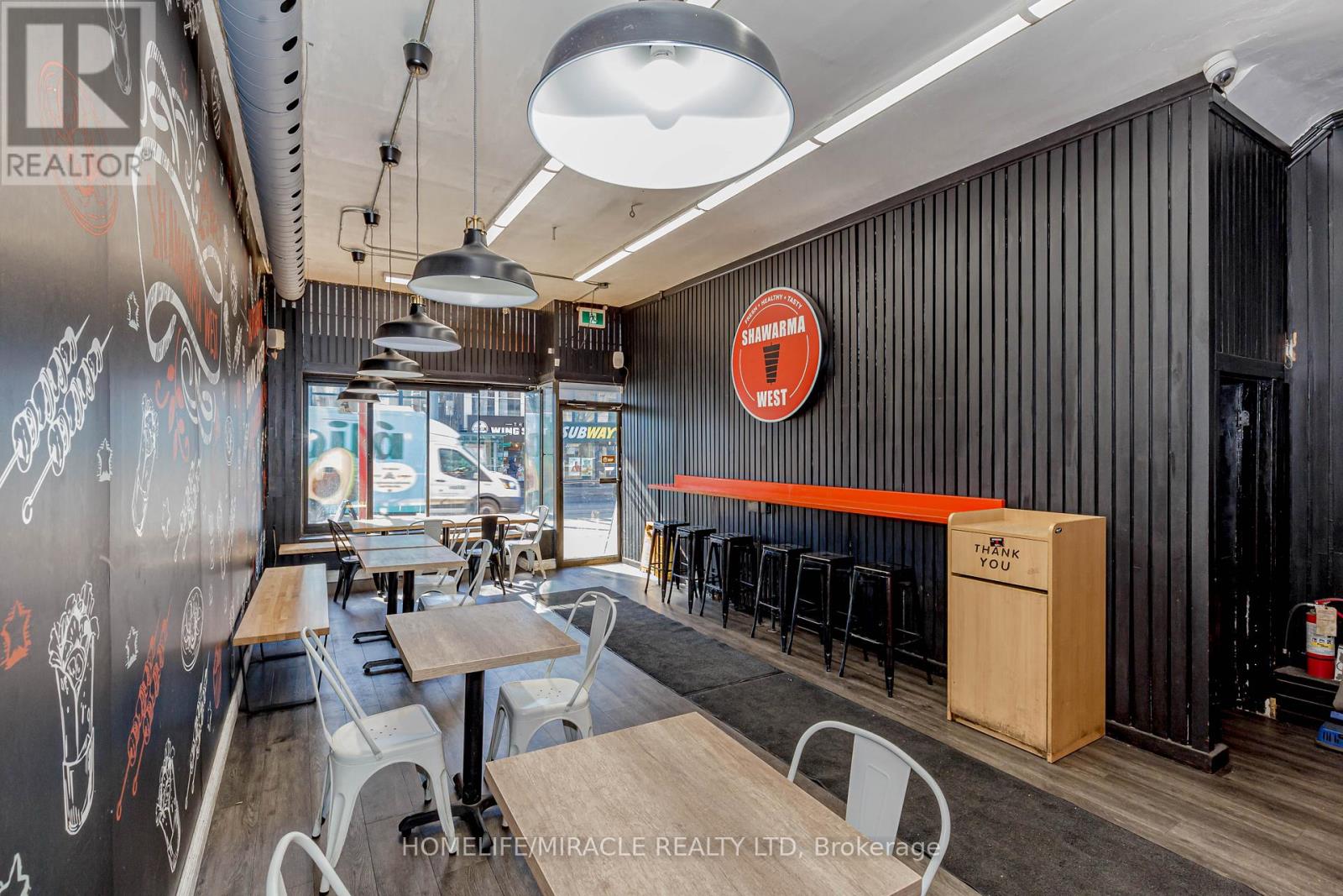 746 Queen Street, Toronto, Ontario  M6J 1E9 - Photo 5 - C13065204