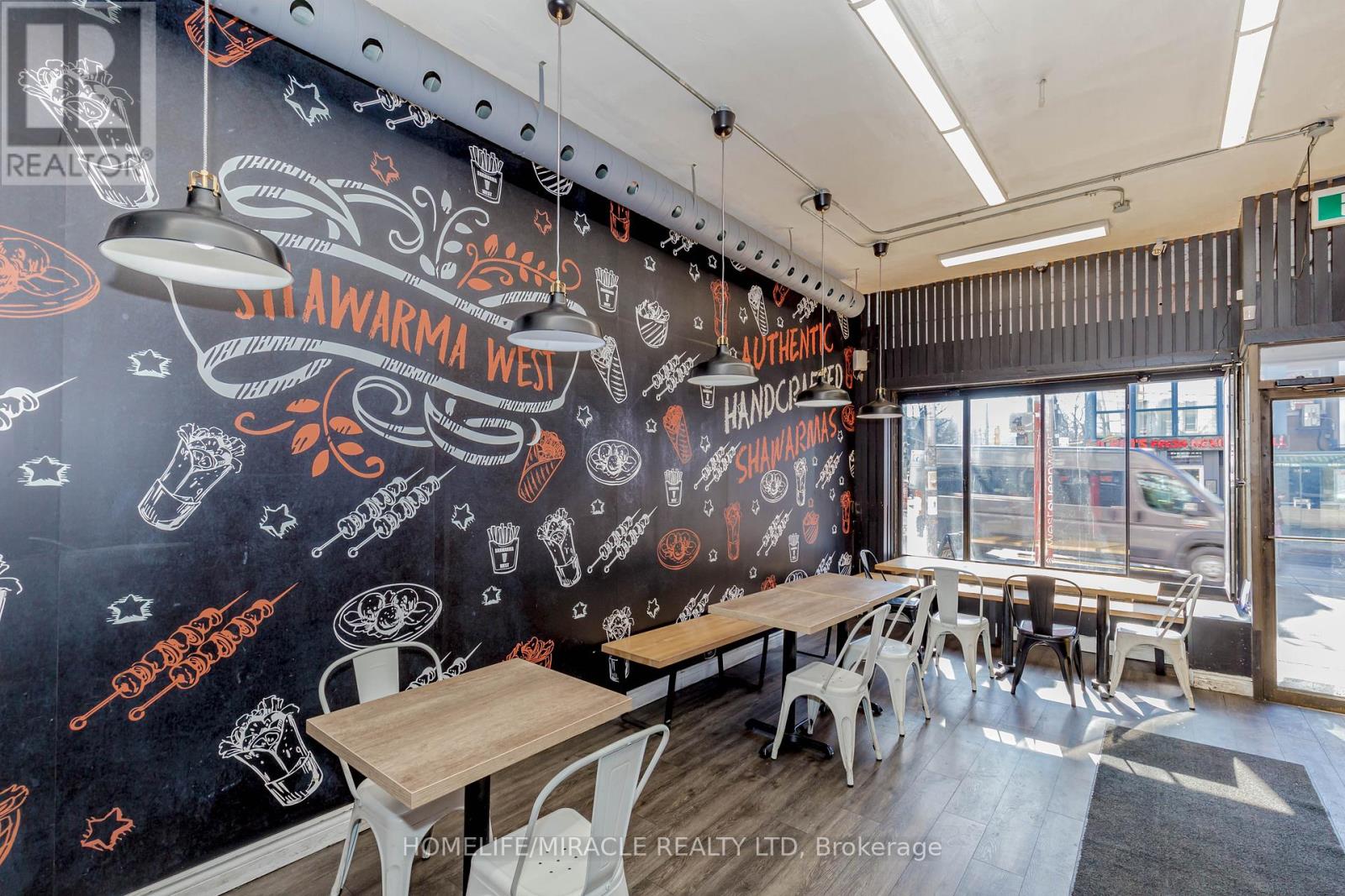 746 Queen Street, Toronto, Ontario  M6J 1E9 - Photo 7 - C13065204