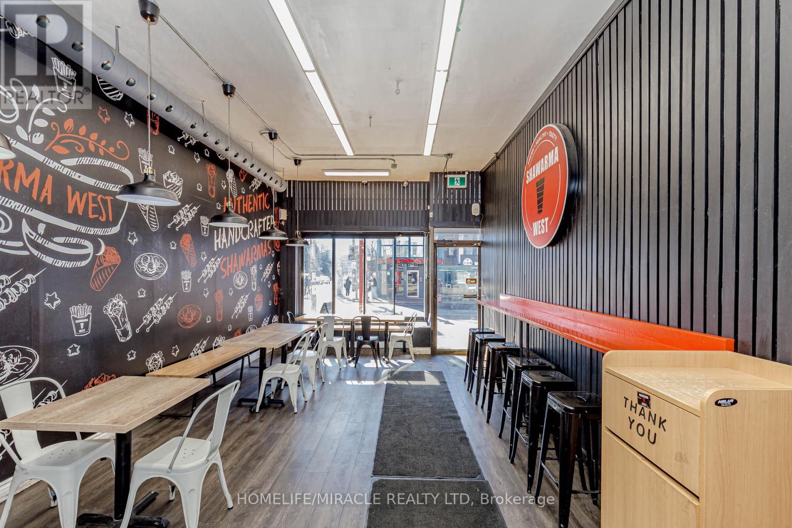 746 Queen Street, Toronto, Ontario  M6J 1E9 - Photo 8 - C13065204