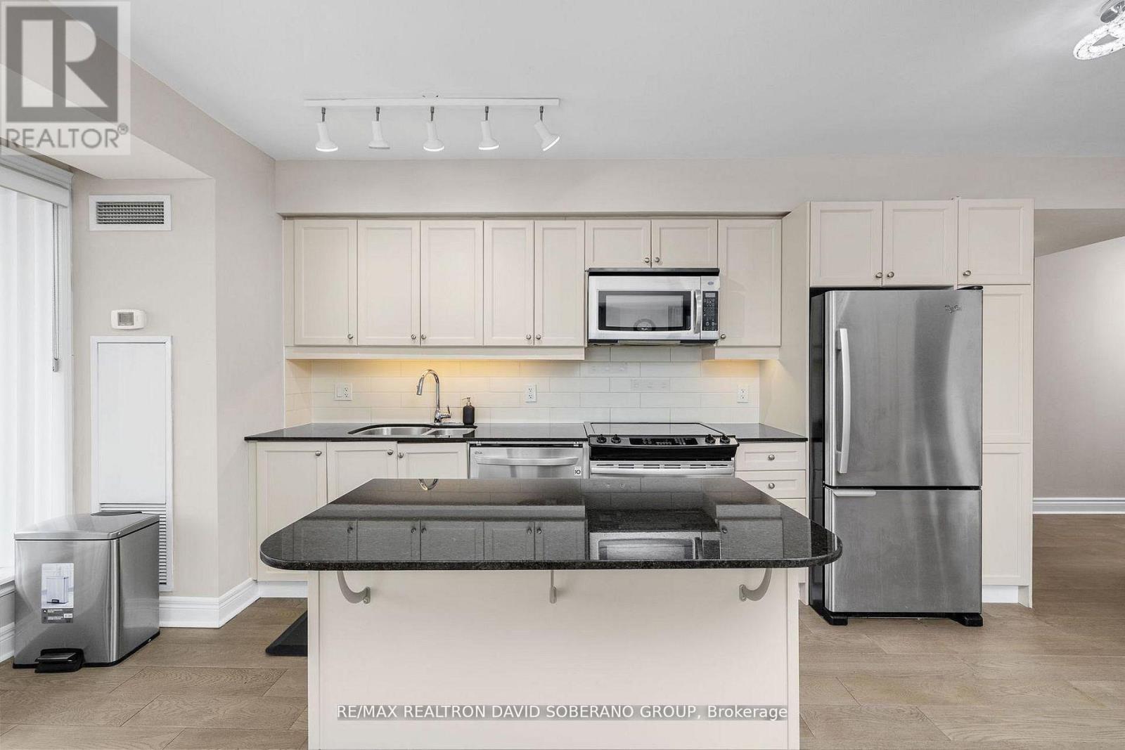 315 - 701 Sheppard Avenue W, Toronto, Ontario  M3H 0B2 - Photo 15 - C13065250