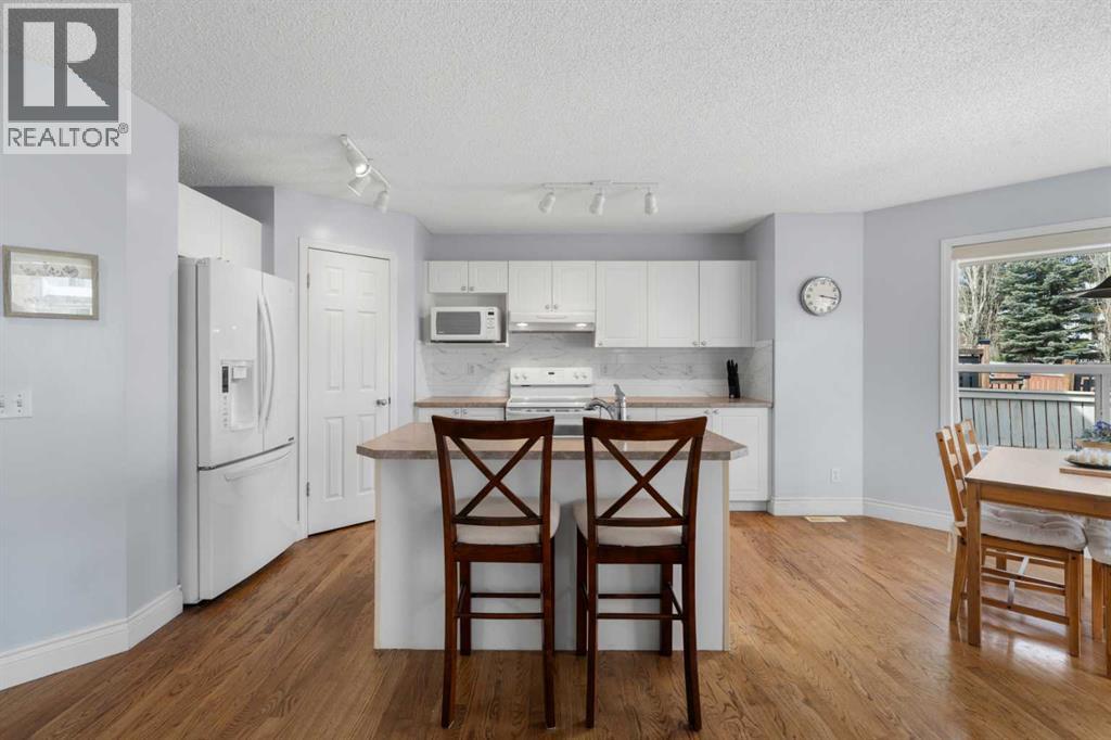 66 Crystalridge Crescent, Okotoks, Alberta  T1S 1V2 - Photo 5 - A2305869