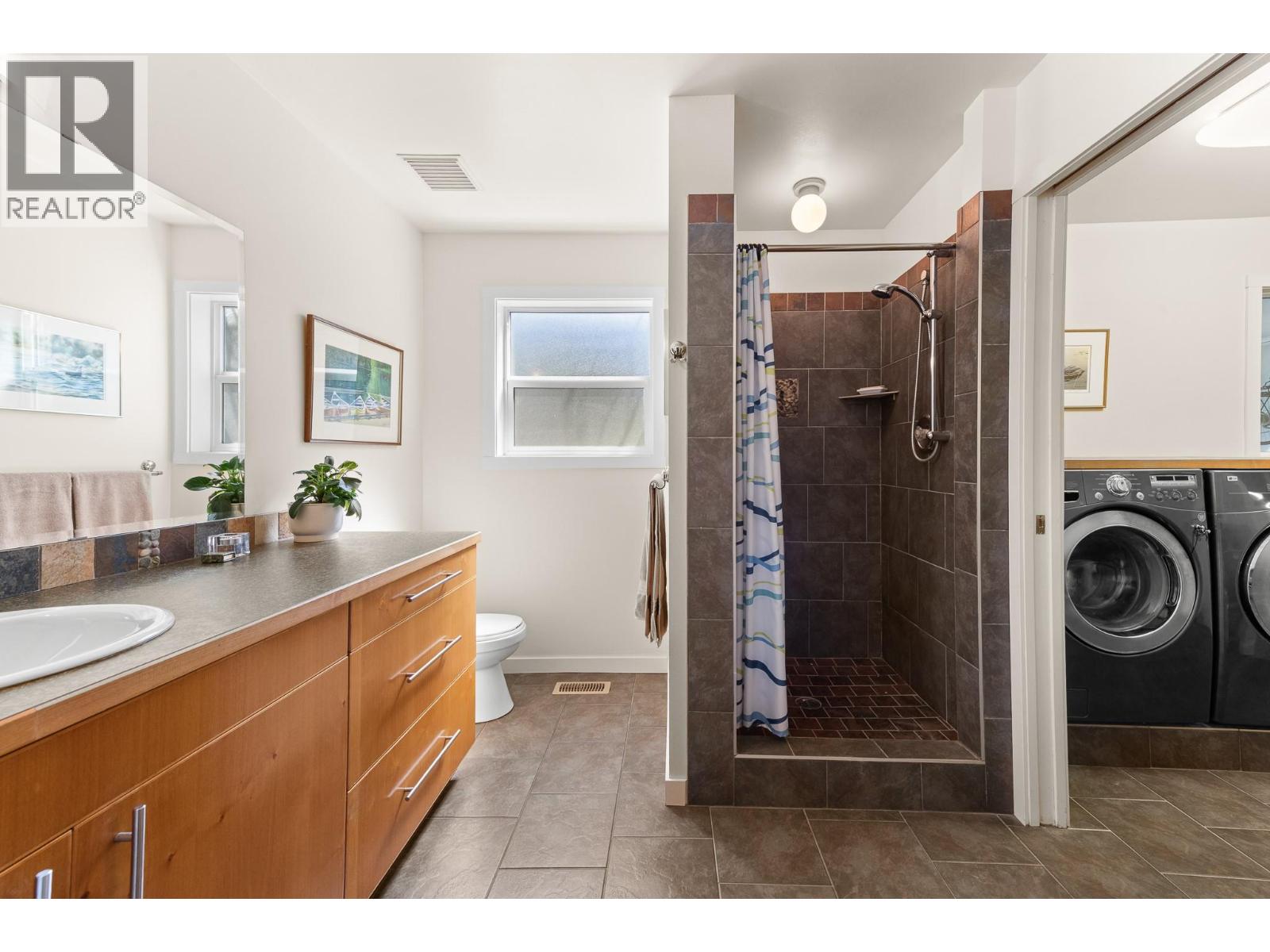 3990 June Springs Road, Kelowna, British Columbia  V1W 4E4 - Photo 42 - 10385494