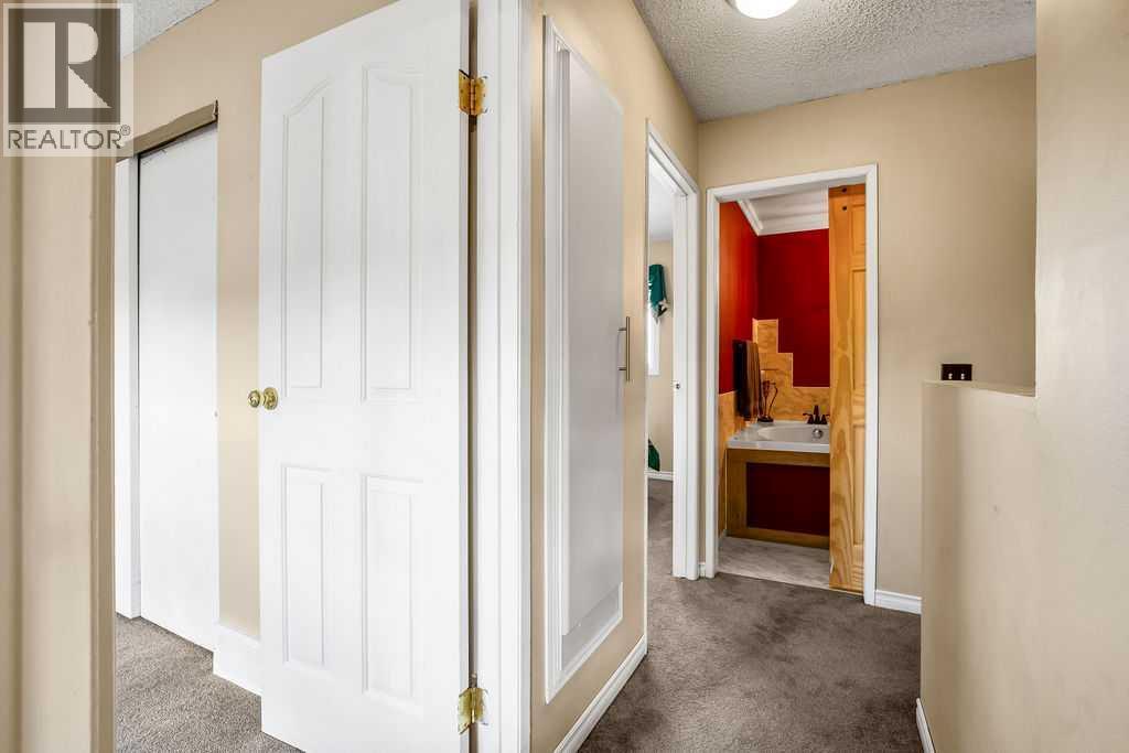 194 Abergale Close Ne, Calgary, Alberta  T2A 6J1 - Photo 16 - A2306624