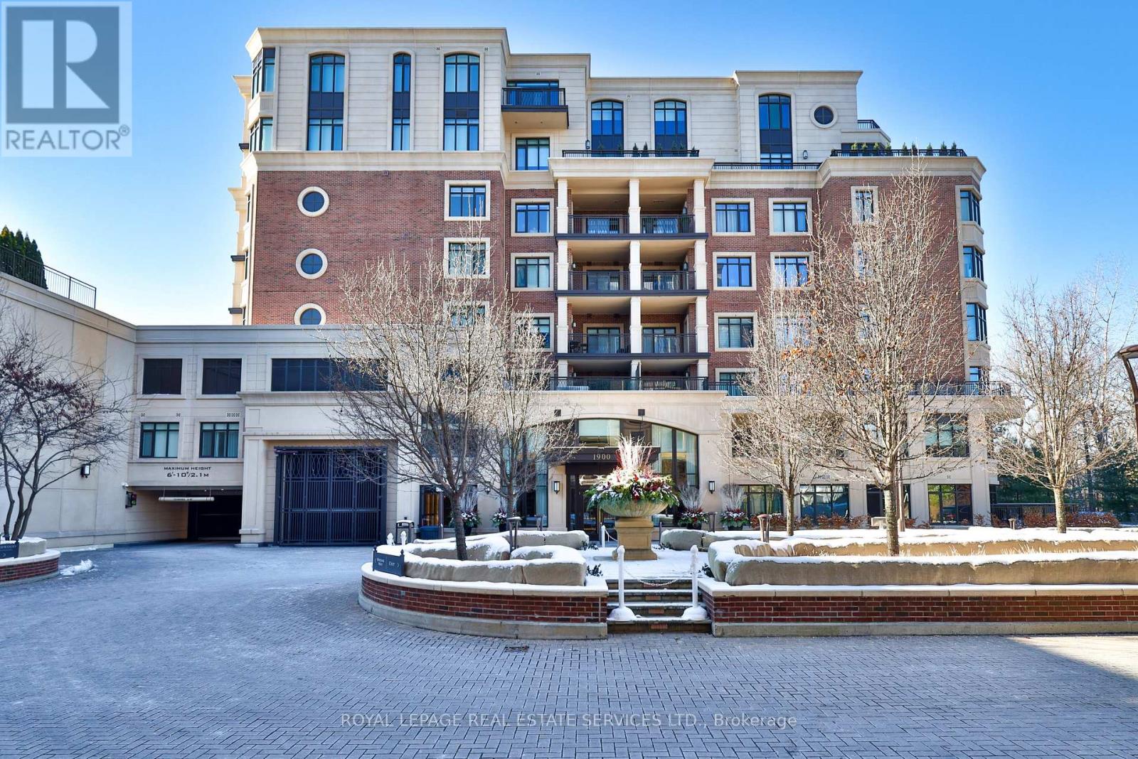 225 - 1900 Bayview Avenue, Toronto, Ontario  M4G 0A6 - Photo 1 - C13065228