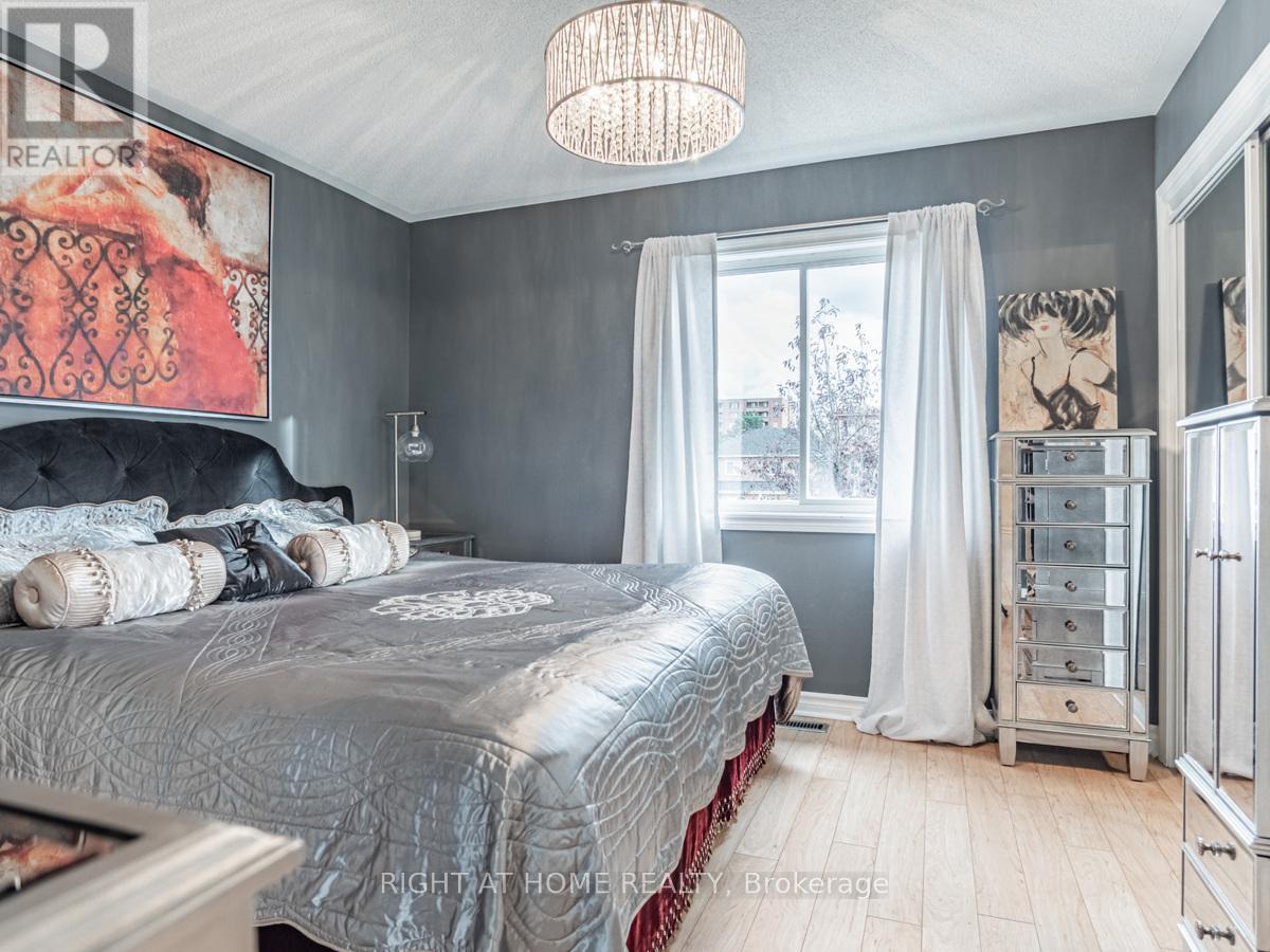 45 Rutland Street, Toronto, Ontario  M6N 5G1 - Photo 19 - W12898286