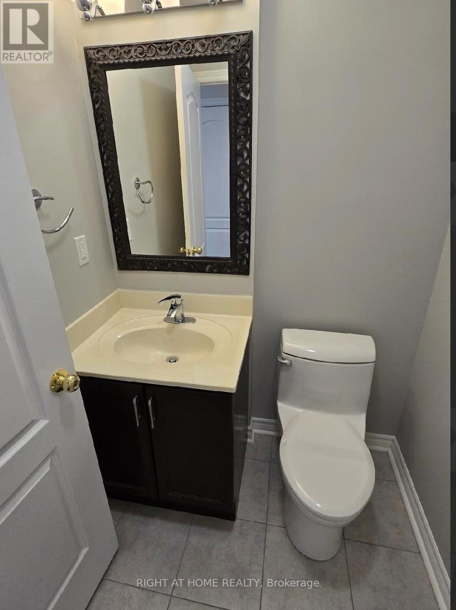 410 - 483 Faith Drive, Mississauga, Ontario  L5R 0A1 - Photo 16 - W12767394