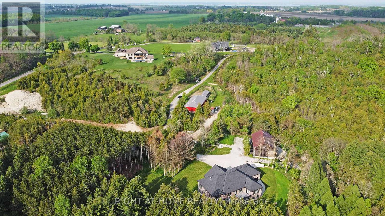 2705 14th Line, Innisfil, Ontario  L0L 1R0 - Photo 48 - N12495028