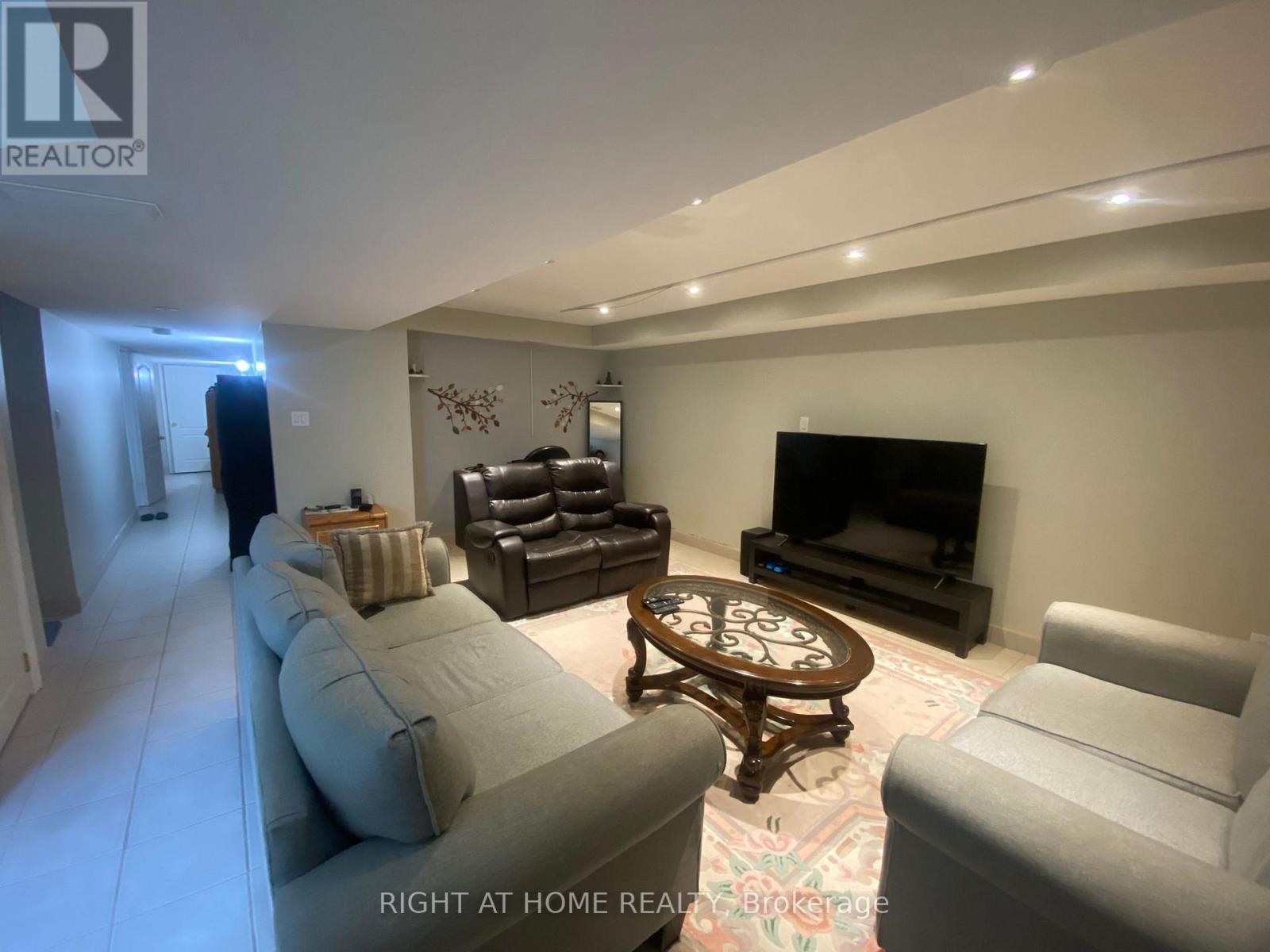 158 Hollywood Hill Circle, Vaughan, Ontario  L4H 2P2 - Photo 20 - N12770006