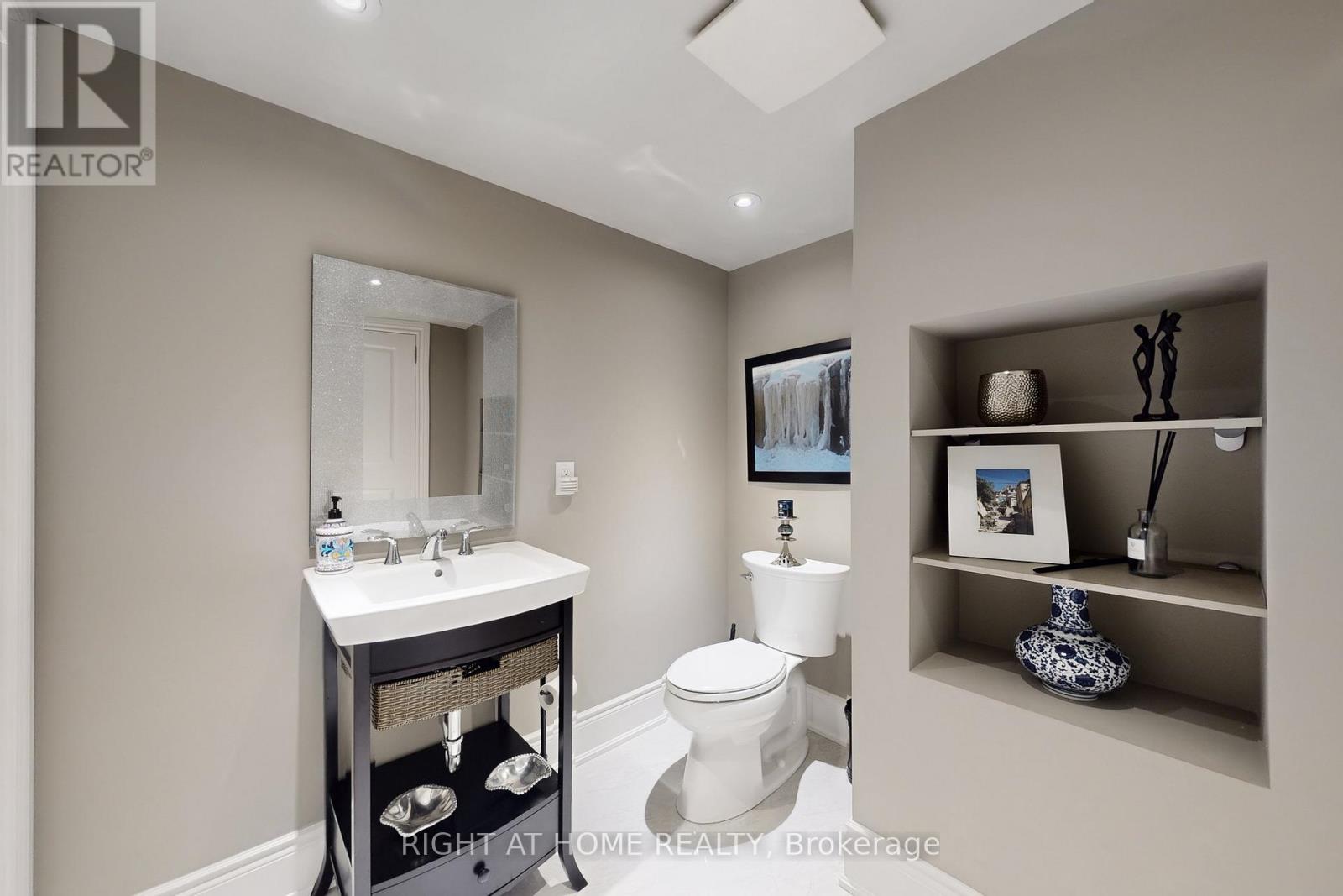 131 Robert Berry Crescent, King, Ontario  L7B 0M3 - Photo 44 - N12866756