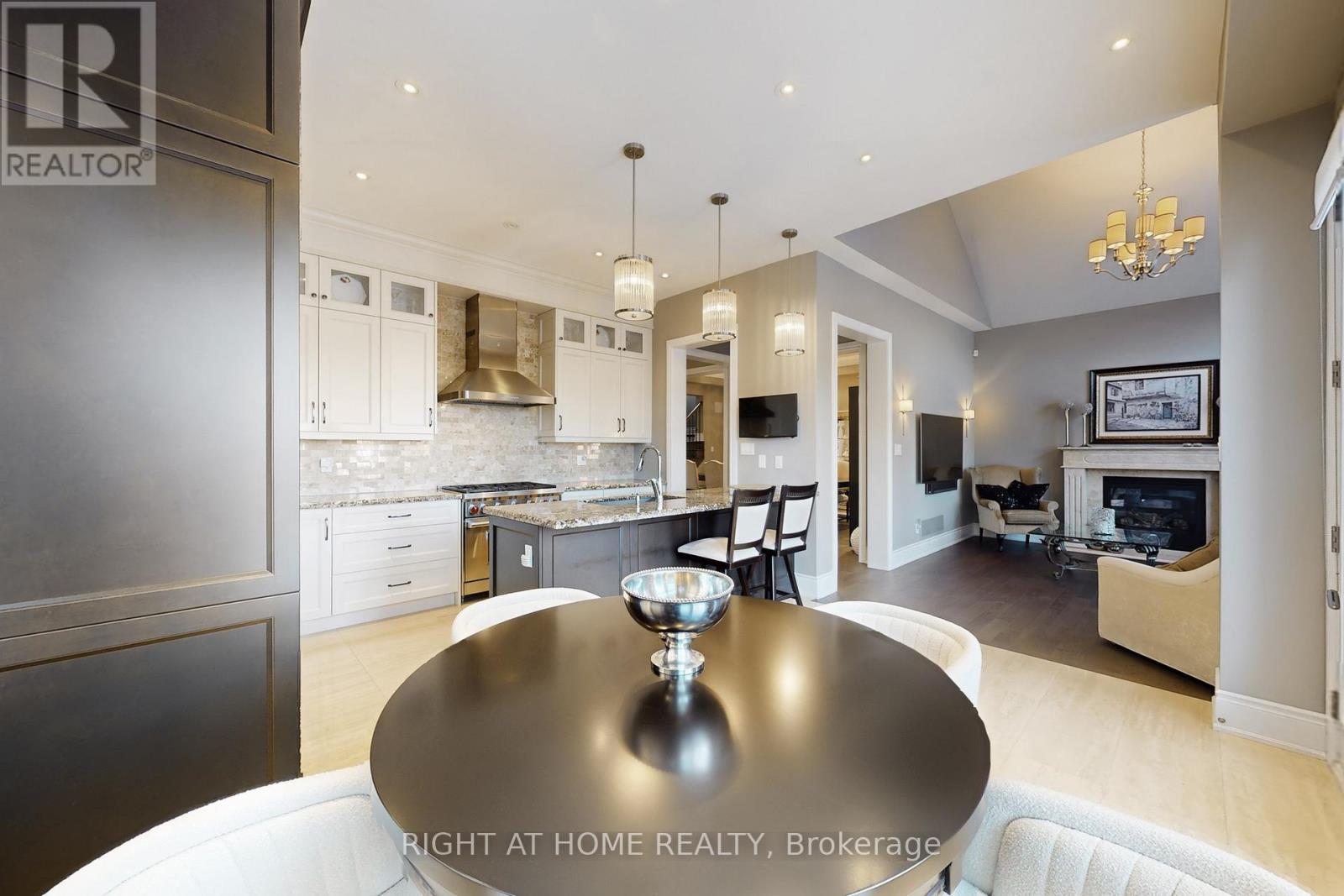 131 Robert Berry Crescent, King, Ontario  L7B 0M3 - Photo 17 - N12866756