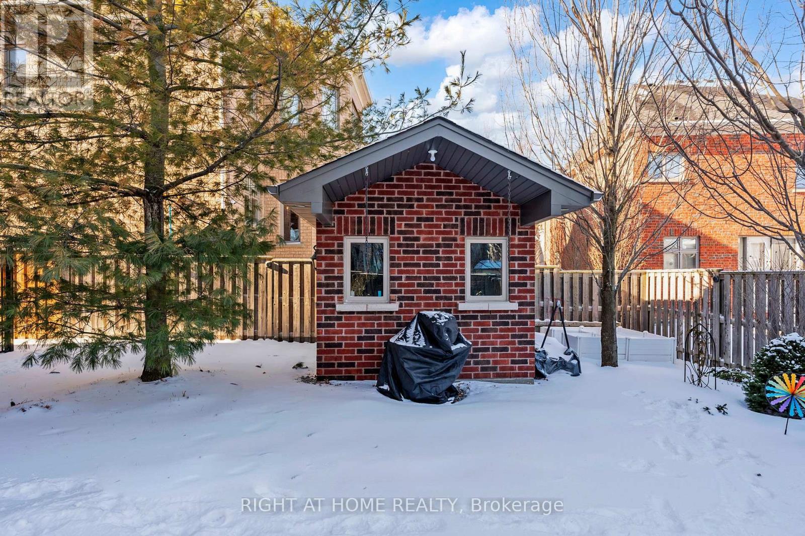 131 Robert Berry Crescent, King, Ontario  L7B 0M3 - Photo 45 - N12866756