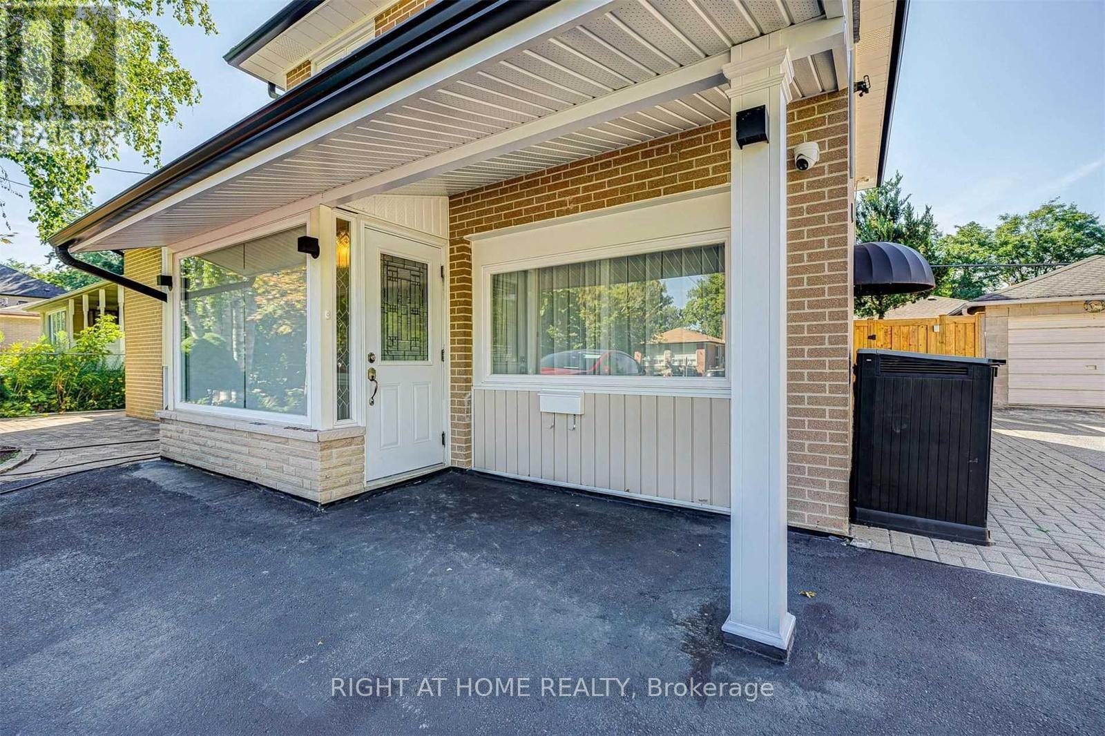 MAIN FL - 378 TAYLOR MILLS DRIVE S, Richmond Hill, Ontario