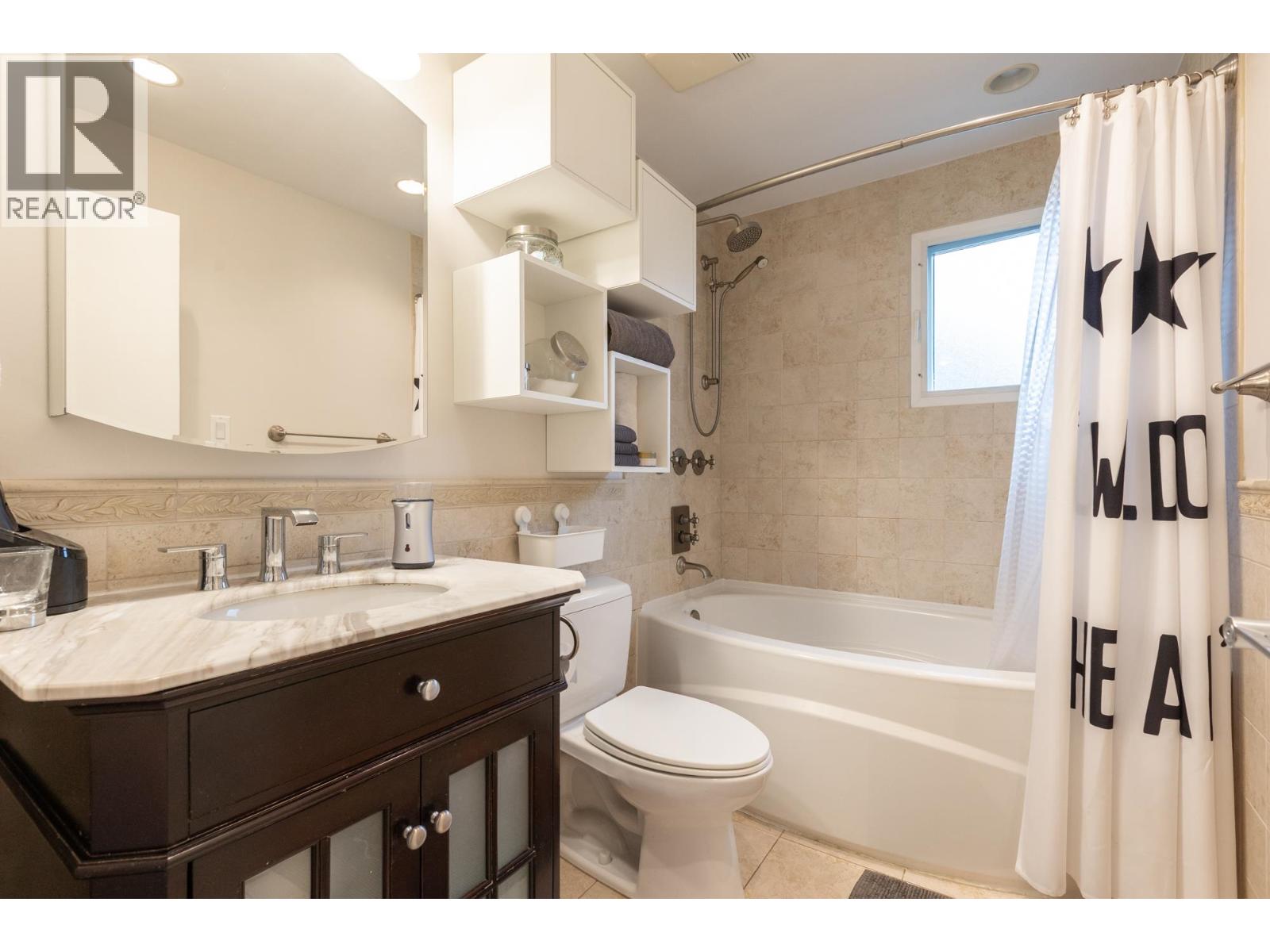 1613 Hamilton Street, New Westminster, British Columbia  V3M 2N7 - Photo 13 - R3115866