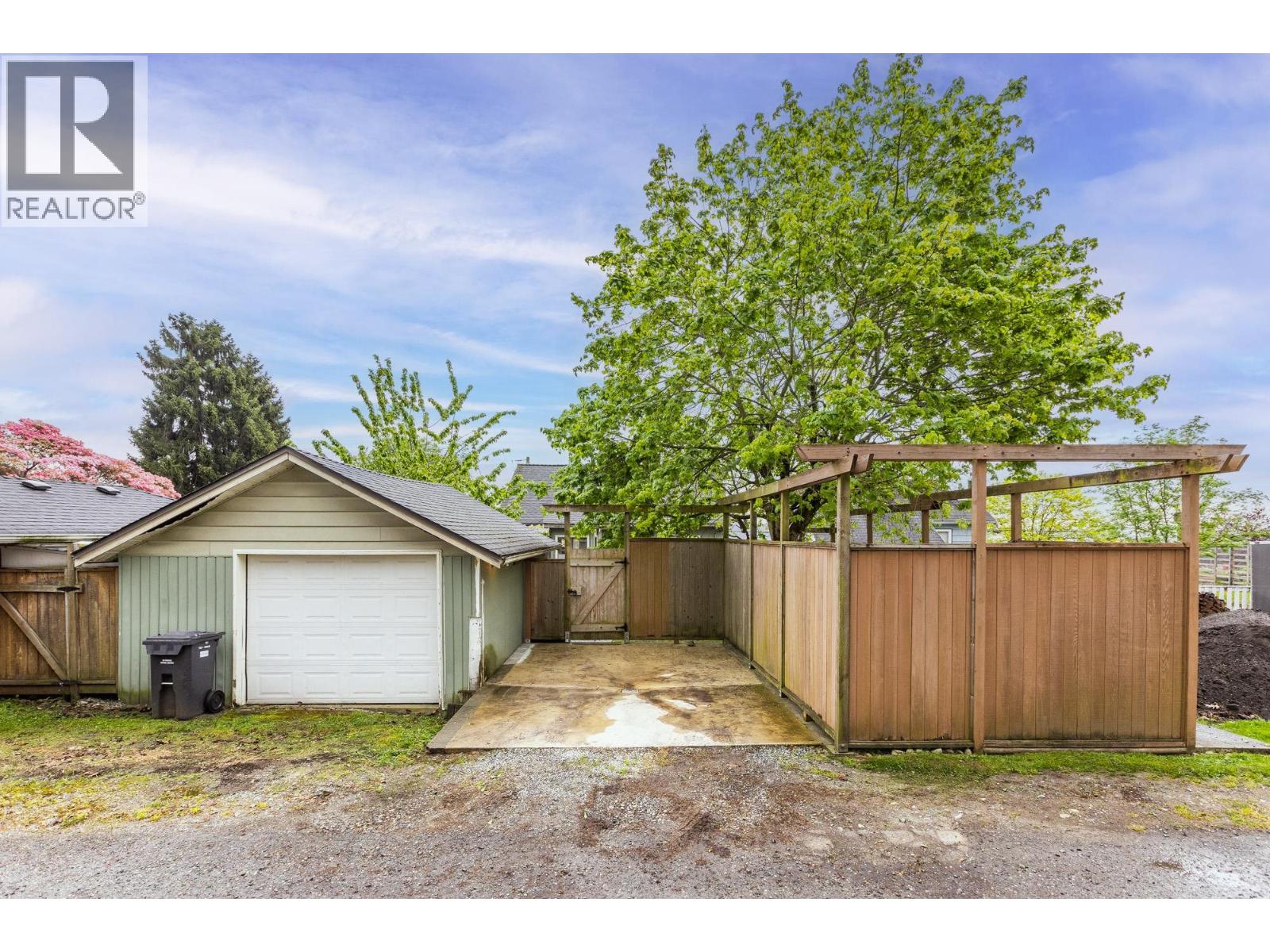 1613 Hamilton Street, New Westminster, British Columbia  V3M 2N7 - Photo 37 - R3115866