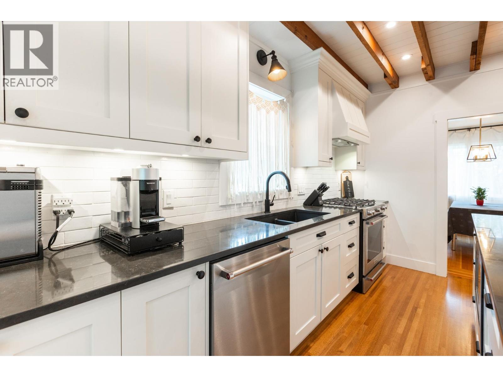 1613 Hamilton Street, New Westminster, British Columbia  V3M 2N7 - Photo 10 - R3115866