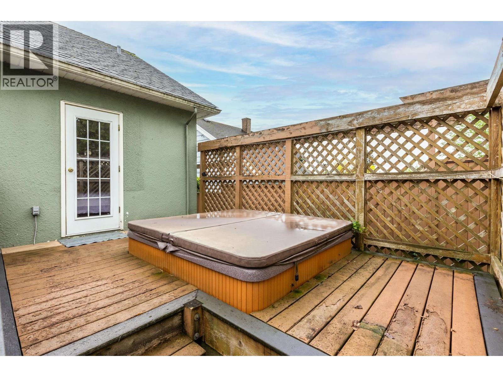 1613 Hamilton Street, New Westminster, British Columbia  V3M 2N7 - Photo 32 - R3115866