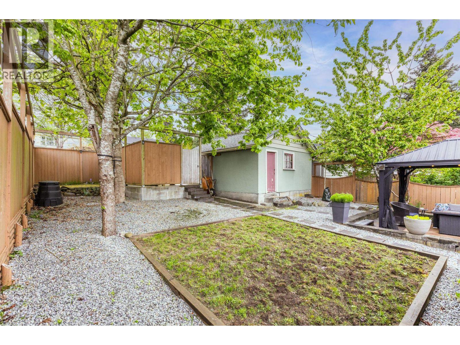 1613 Hamilton Street, New Westminster, British Columbia  V3M 2N7 - Photo 34 - R3115866