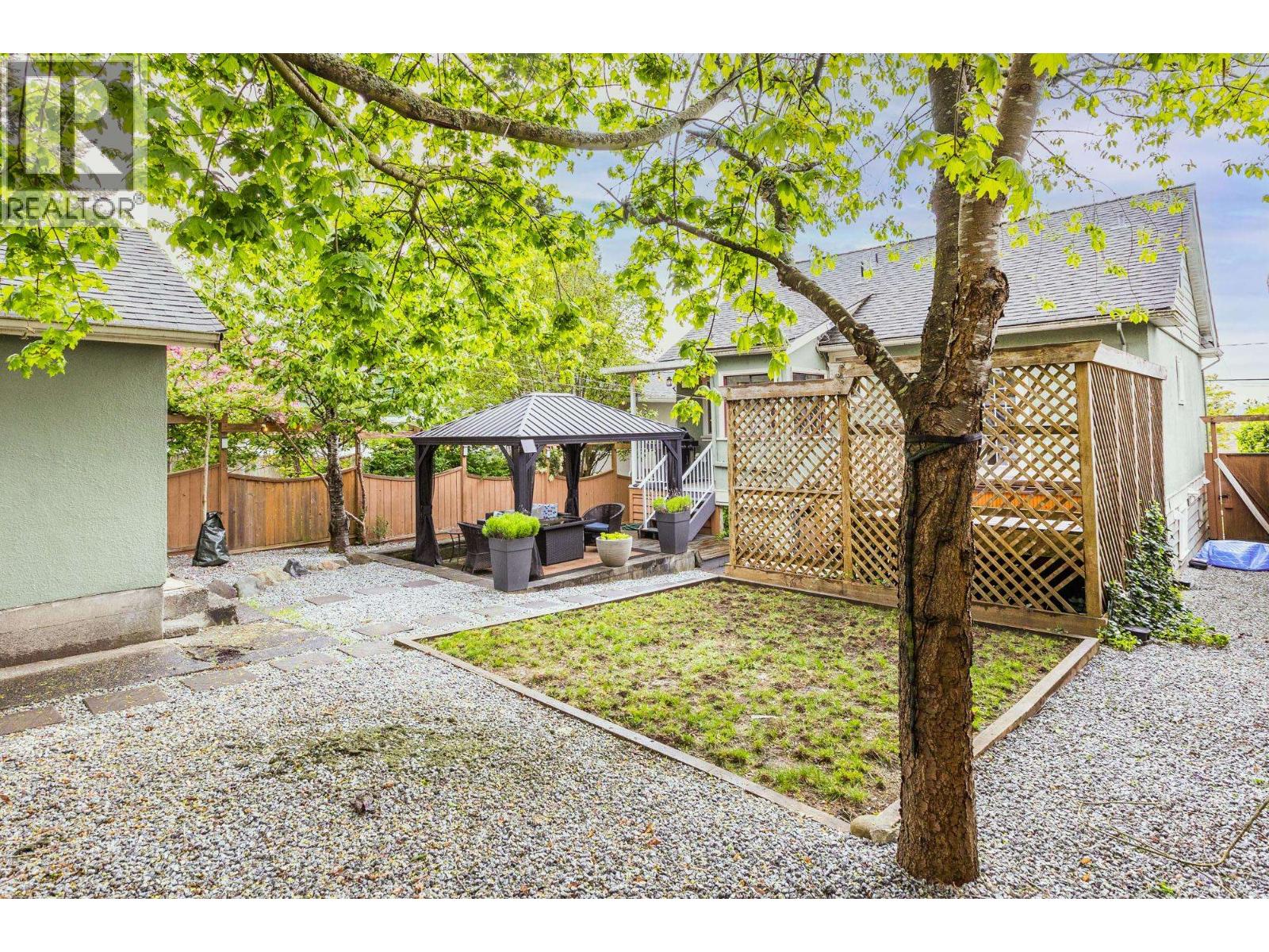 1613 Hamilton Street, New Westminster, British Columbia  V3M 2N7 - Photo 35 - R3115866