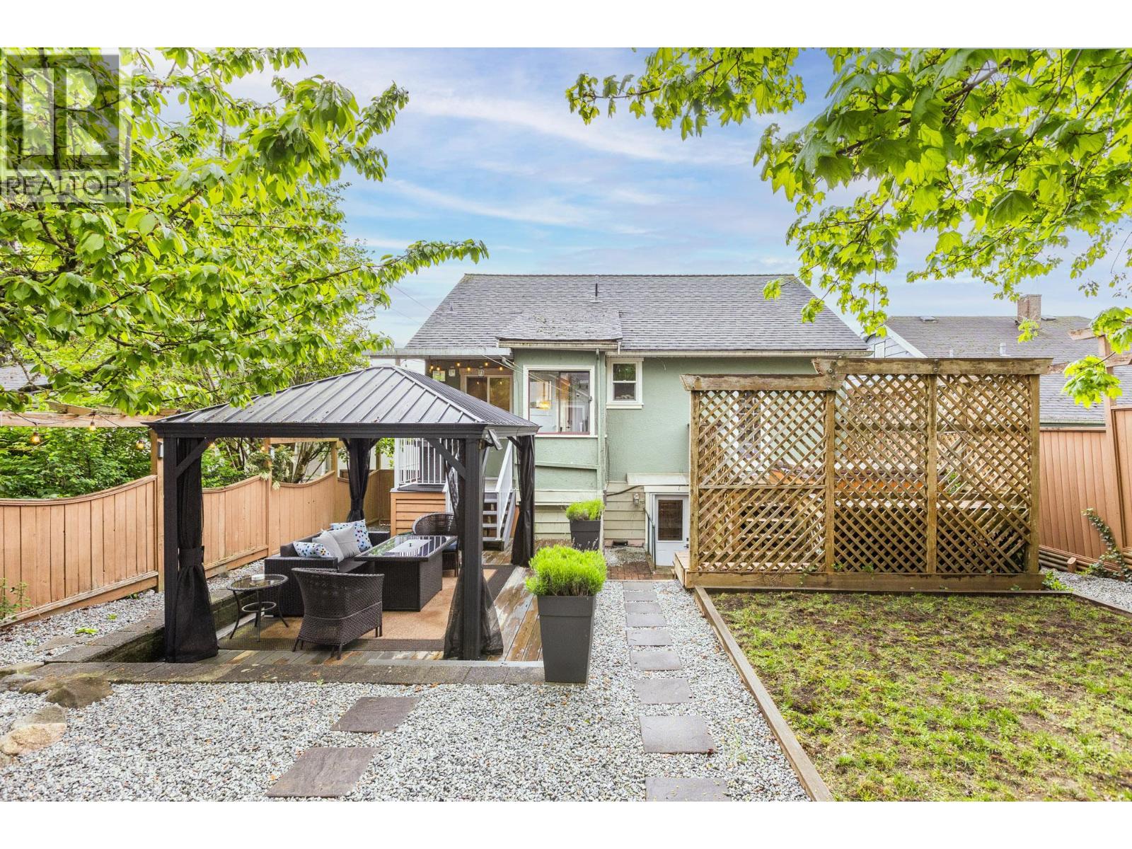 1613 Hamilton Street, New Westminster, British Columbia  V3M 2N7 - Photo 38 - R3115866