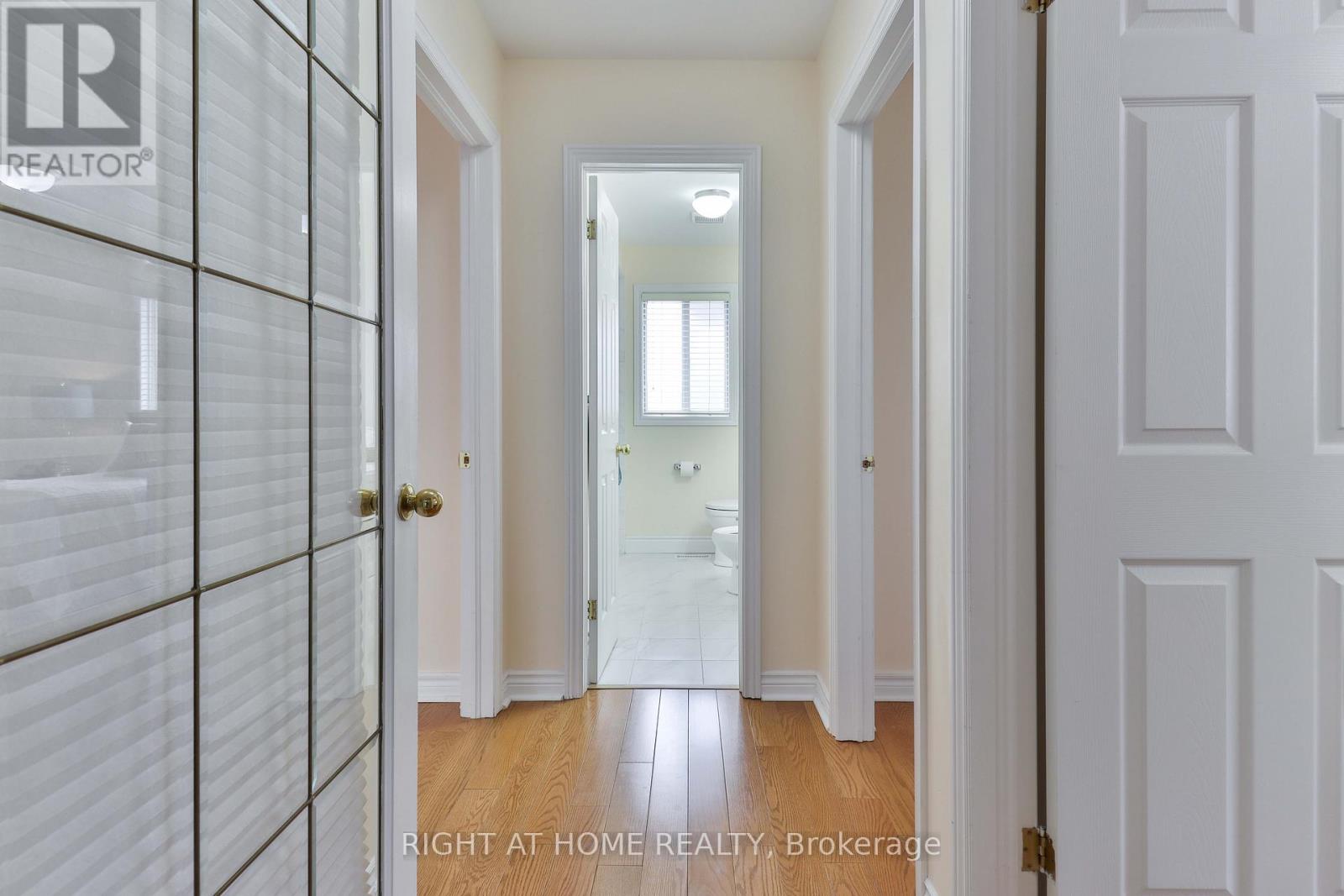 459 Maple Leaf Drive, Toronto, Ontario  M6L 1R1 - Photo 14 - W12714022