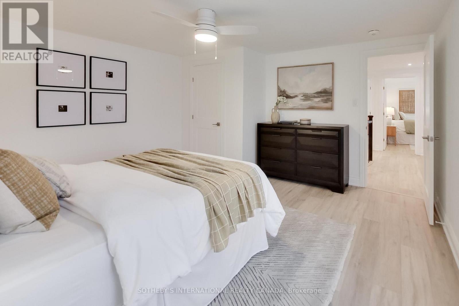 1124 Lansdown Drive, Oakville, Ontario  L6J 7N7 - Photo 26 - W13018156