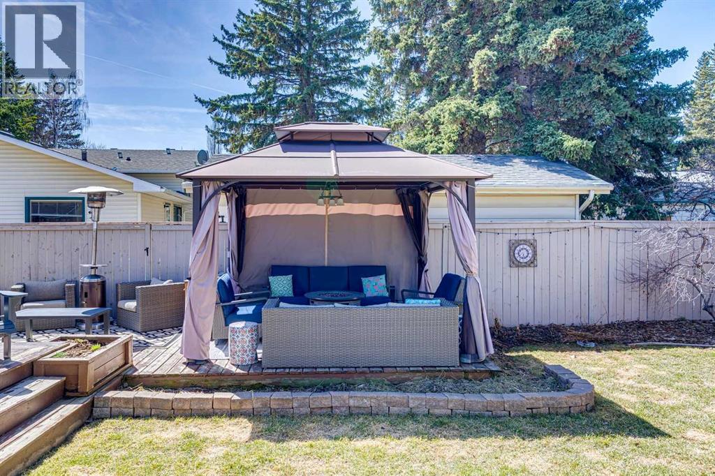 734 Oakhill Place Sw, Calgary, Alberta  T2V 3X9 - Photo 41 - A2299715