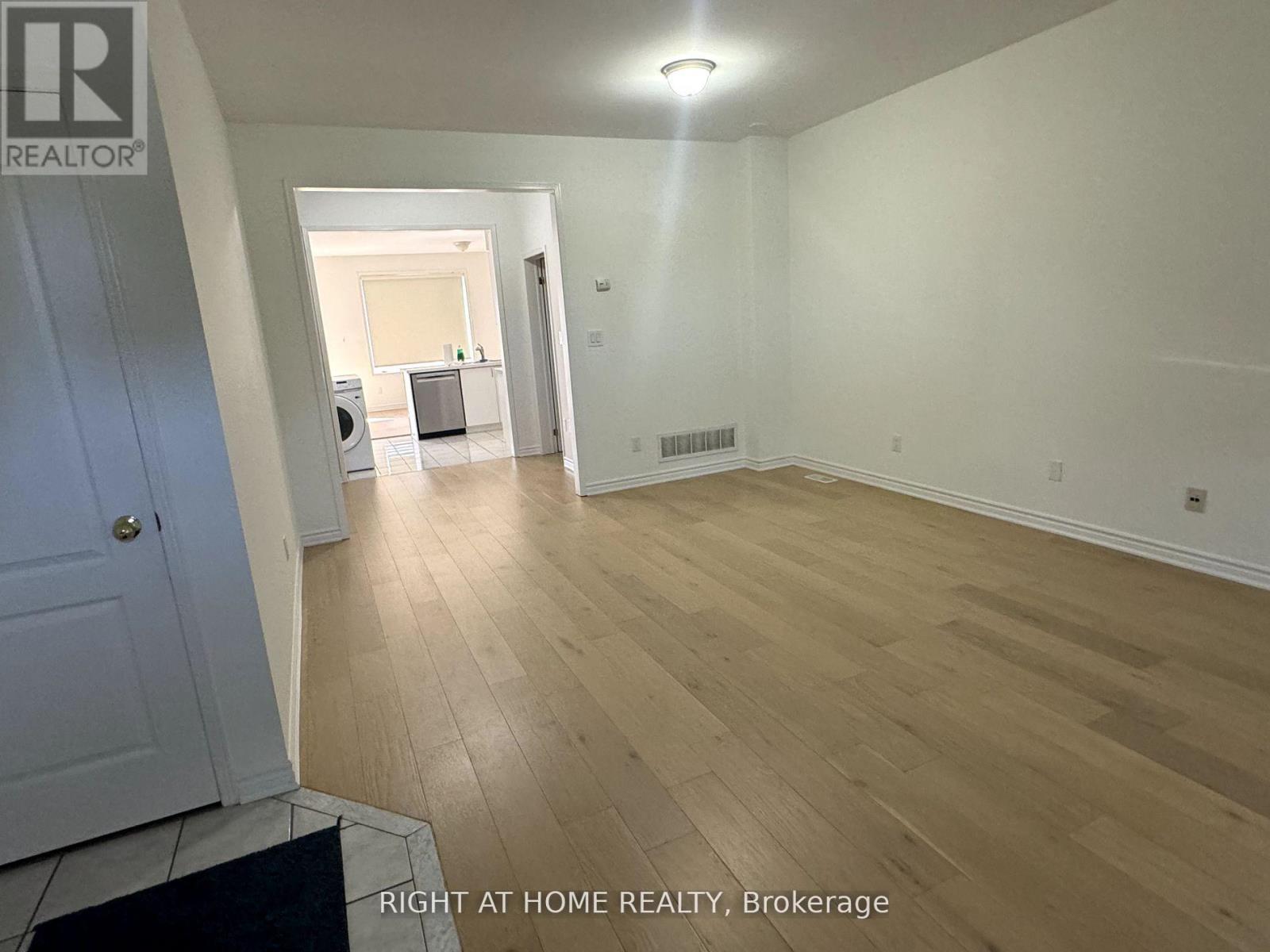 50 Jack Evelyn Wiggins Drive, Toronto, Ontario  M3J 0E8 - Photo 1 - W13026644