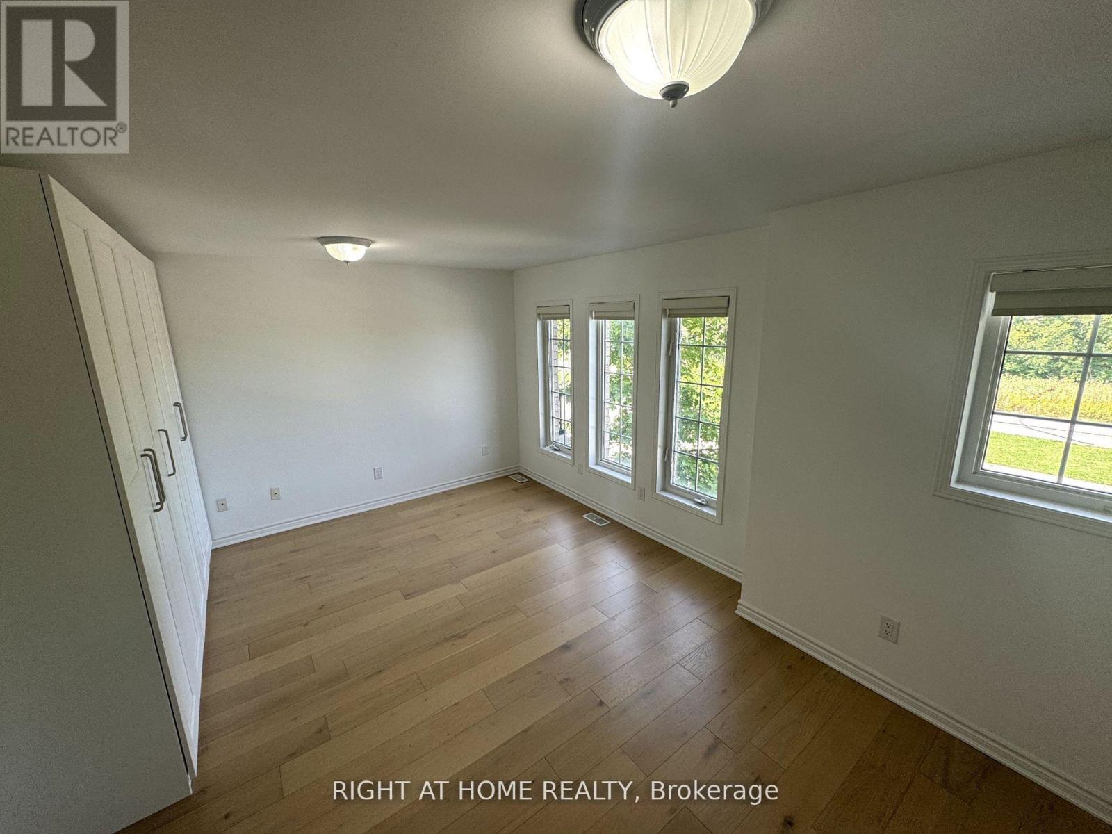 50 Jack Evelyn Wiggins Drive, Toronto, Ontario  M3J 0E8 - Photo 9 - W13026644