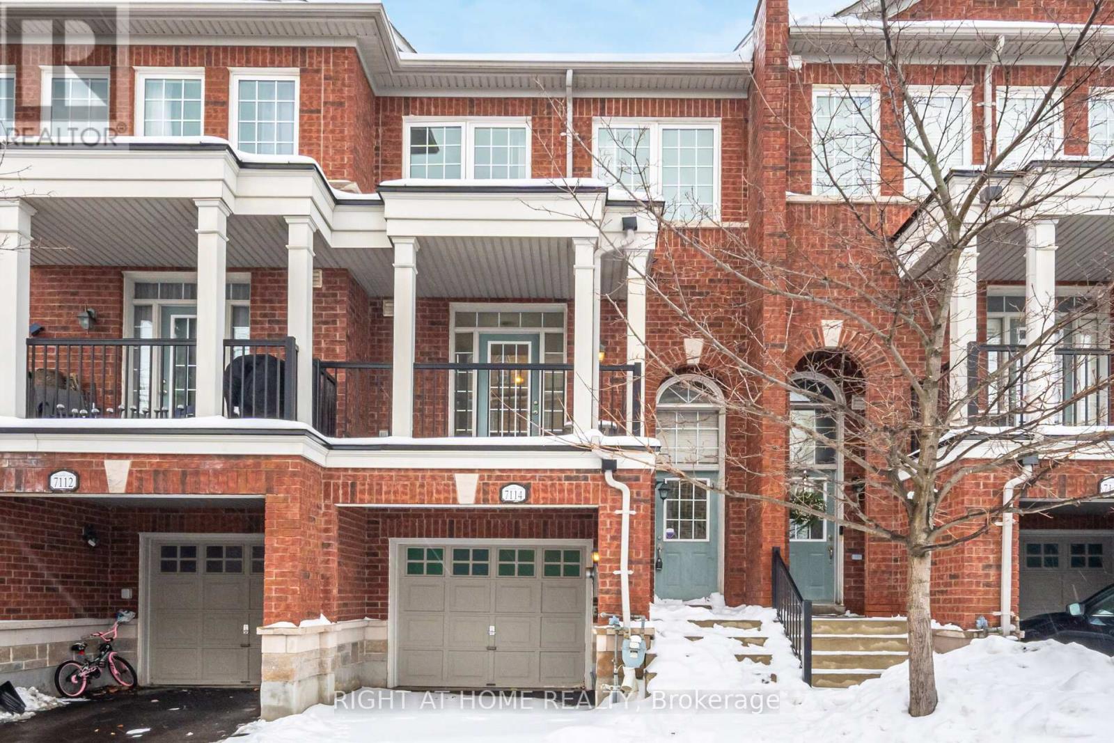 7114 Triumph Lane, Mississauga, Ontario  L5N 0C5 - Photo 1 - W13039906